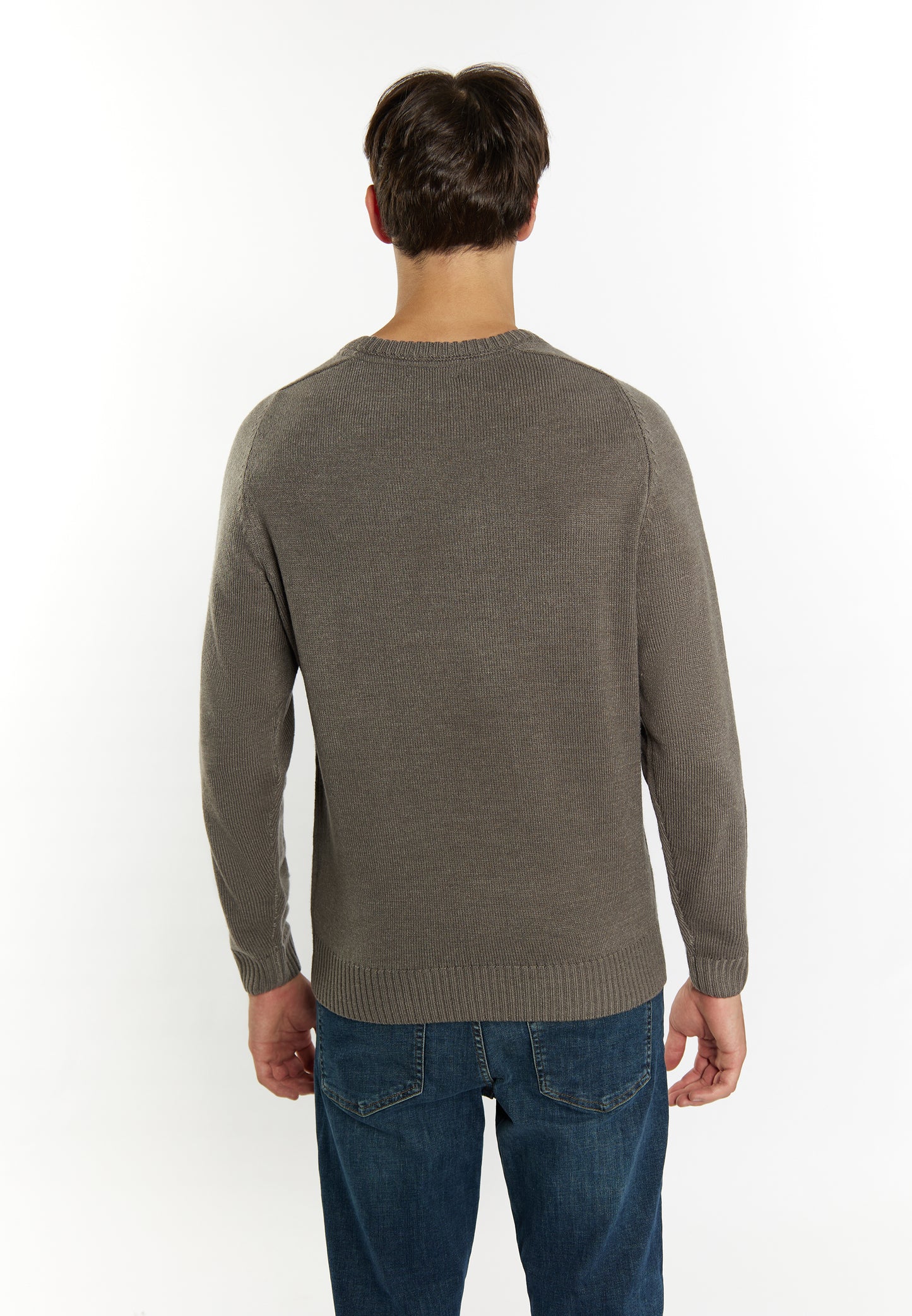 Mo men's sweater