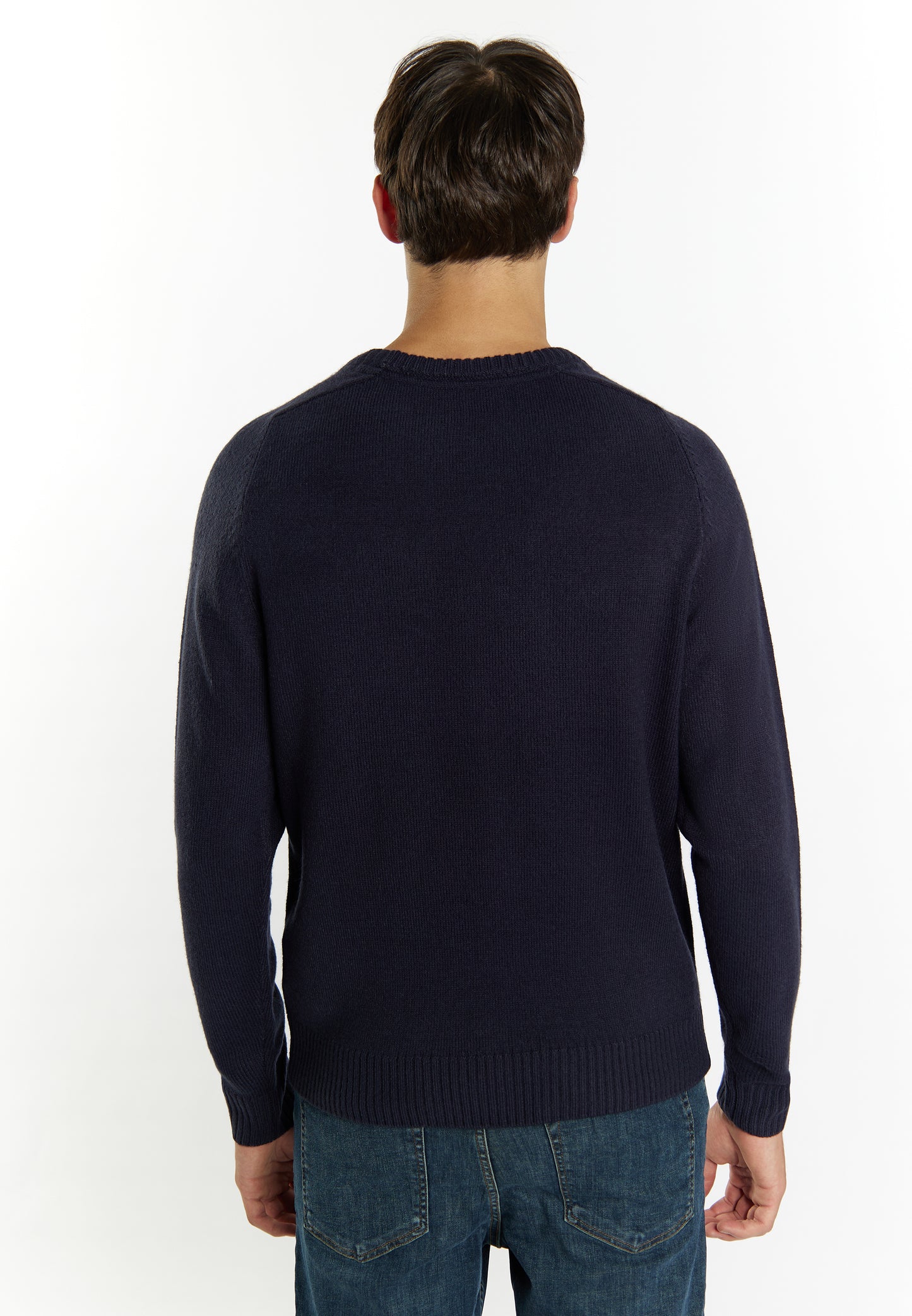 Mo men's sweater