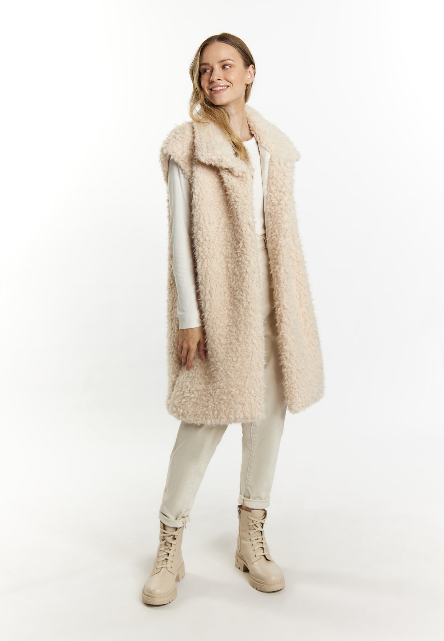 DreiMaster Vintage women's long vest made of imitation fur
