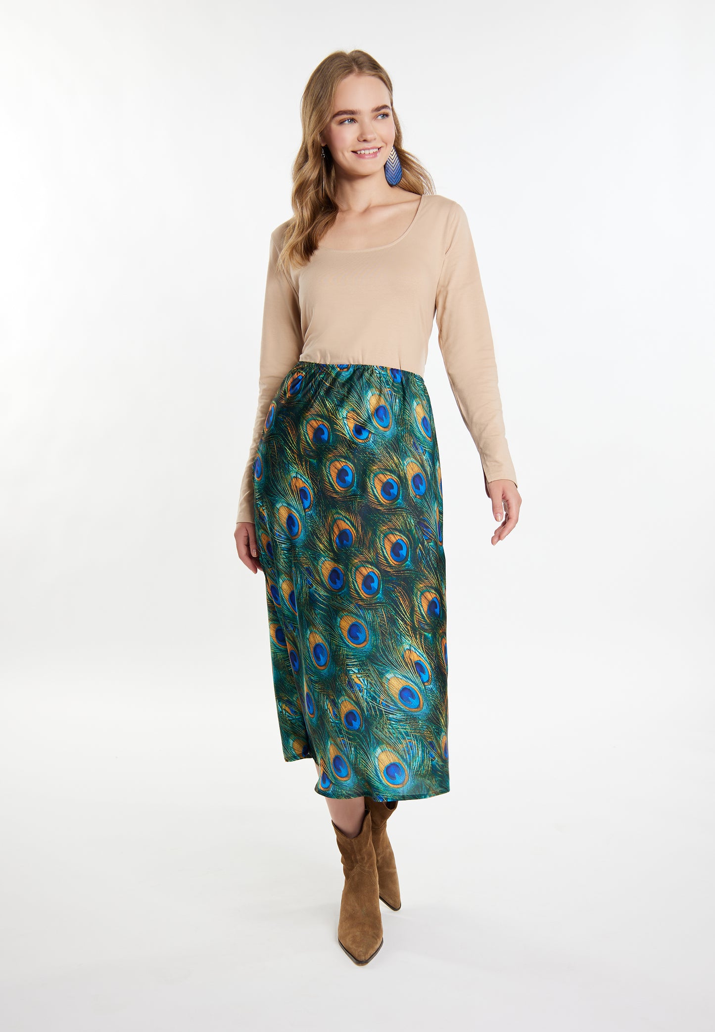 IZIA women's skirt