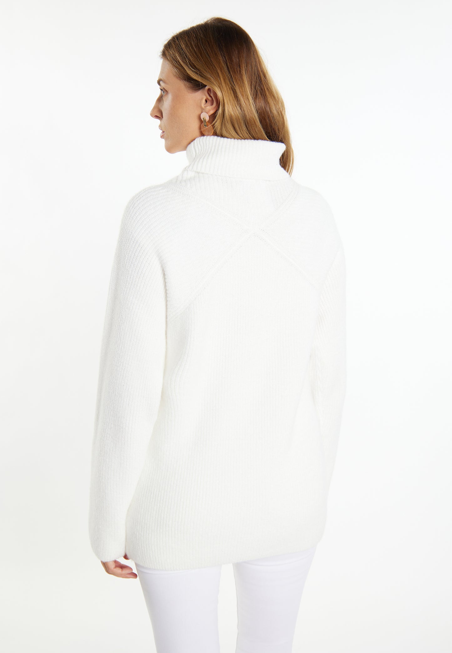 usha WHITE LABEL women's sweater