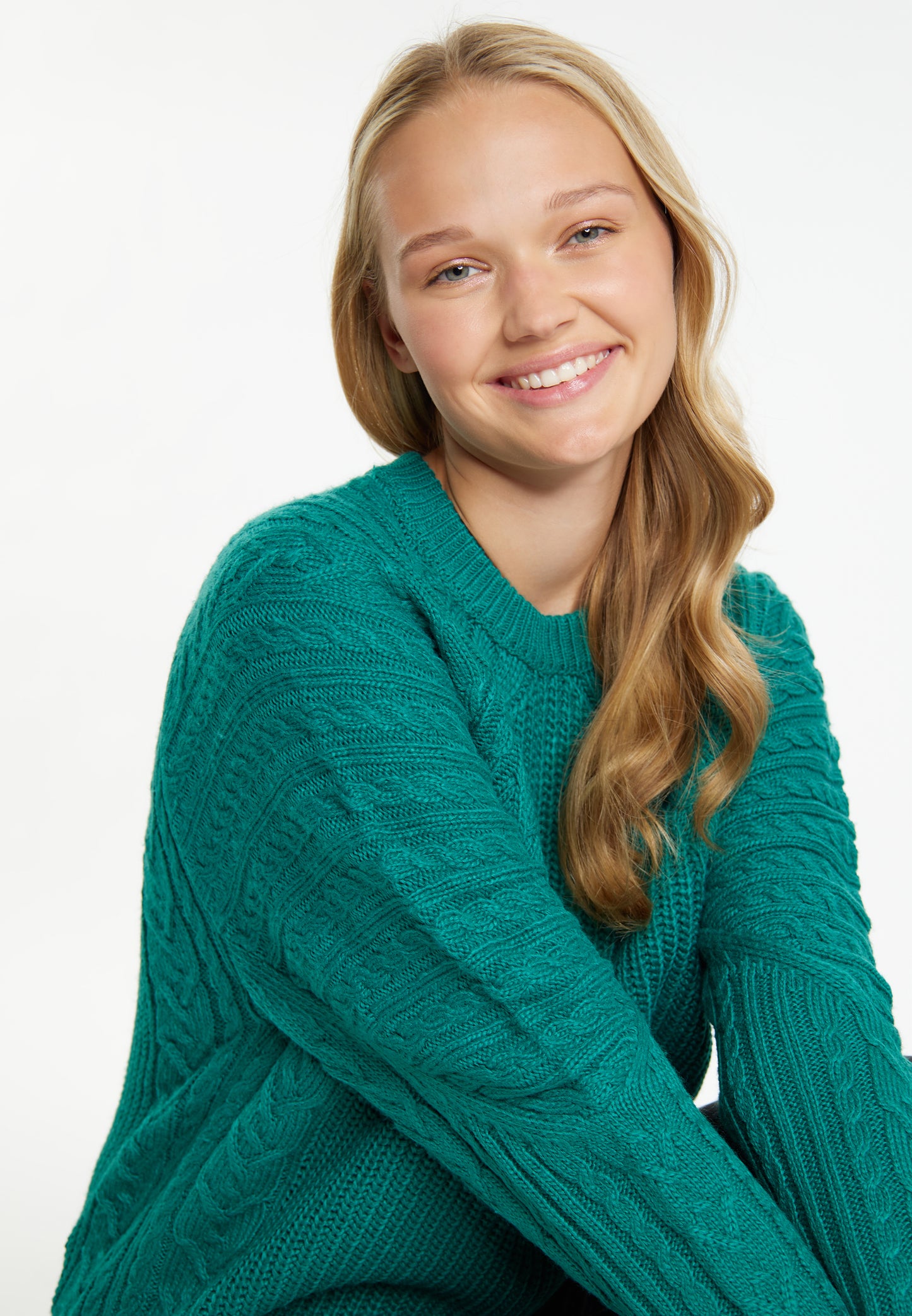 myMo women's knitted sweater