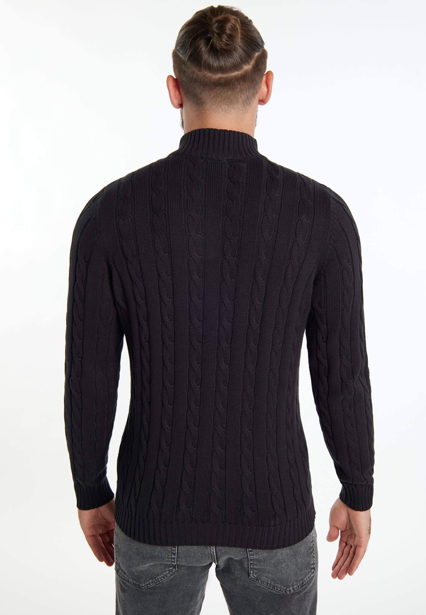 DreiMaster Vintage men's knitted sweater