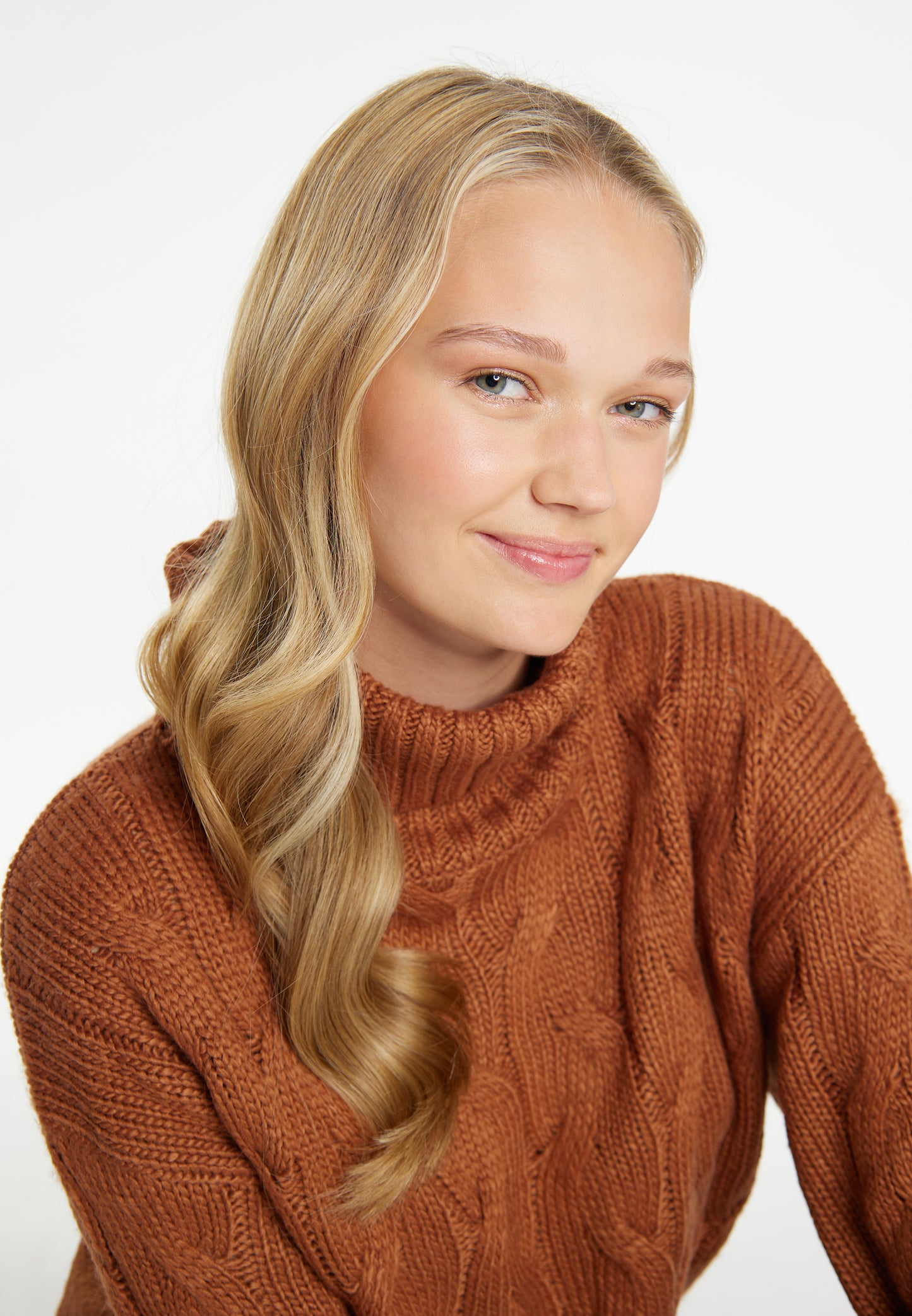 myMo women's knitted sweater