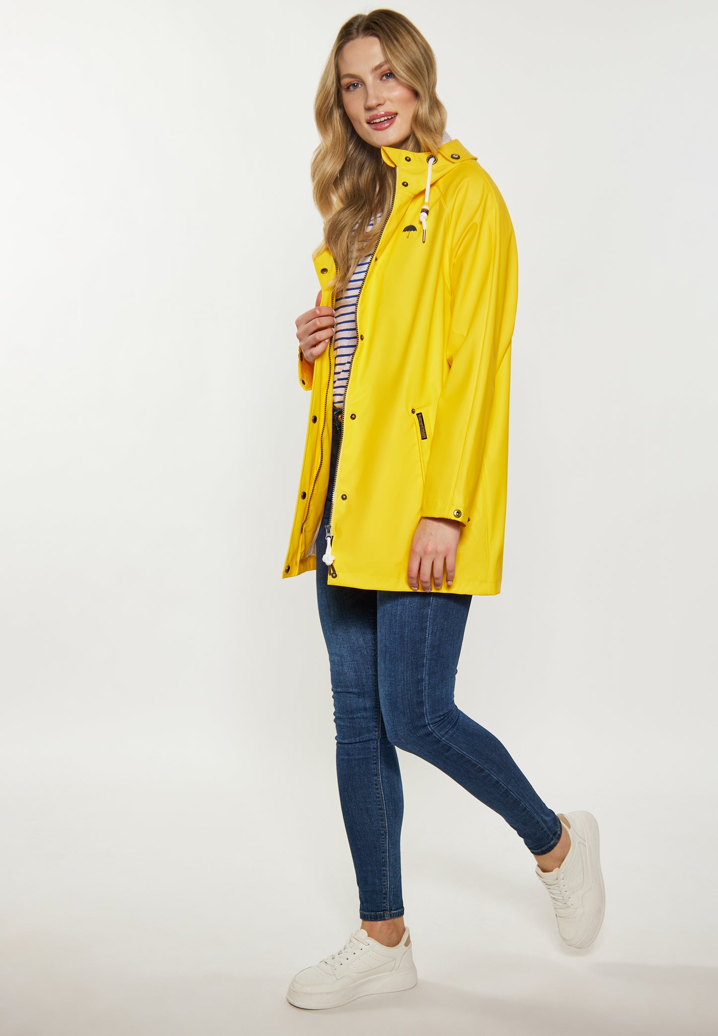 Schmuddelwedda women's rain coat