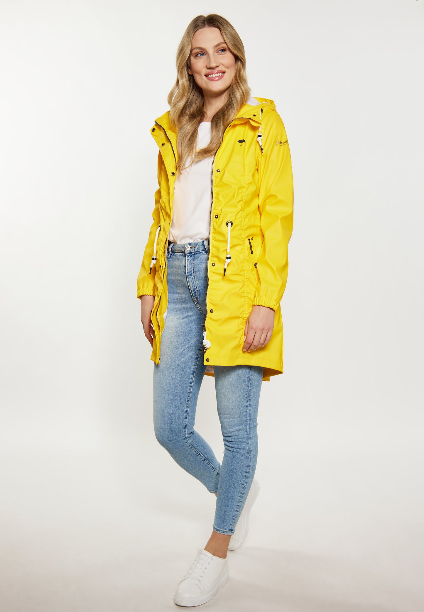 Schmuddelwedda women's rain coat