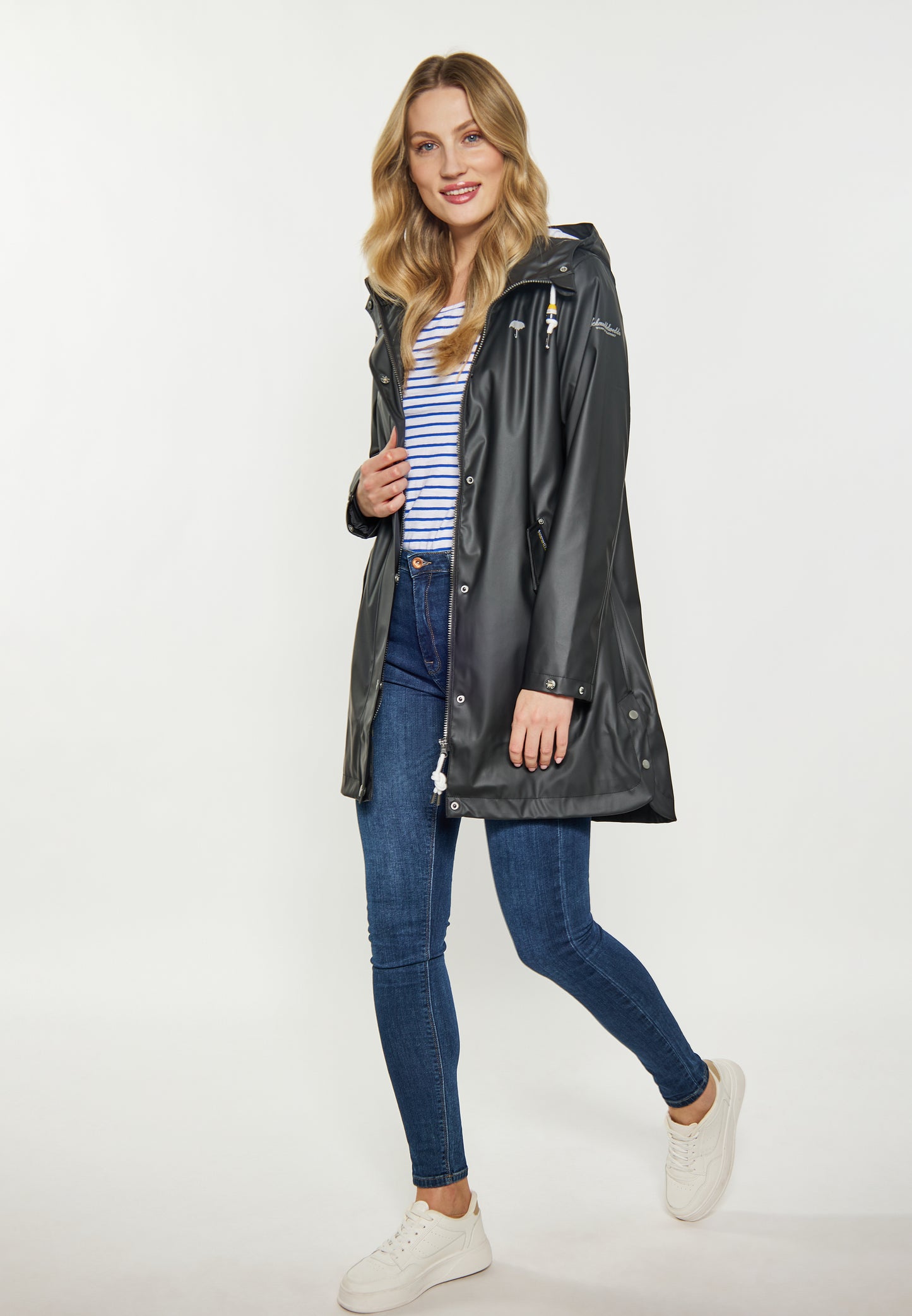 Schmuddelwedda women's rain coat