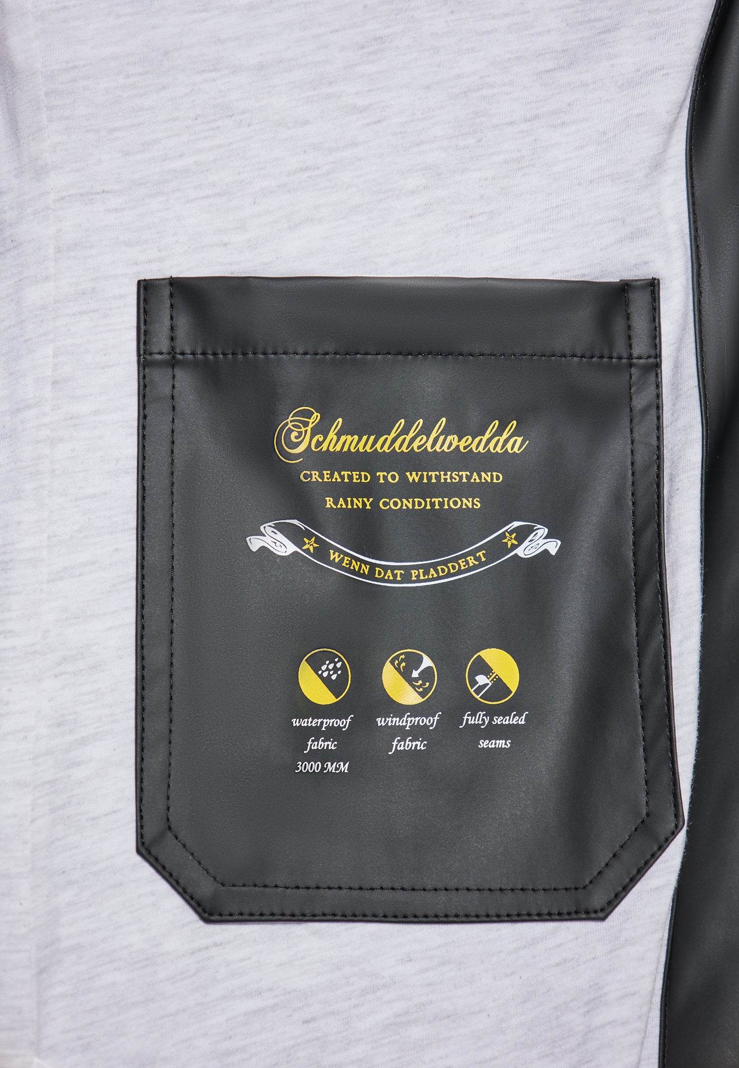 Schmuddelwedda women's rain coat