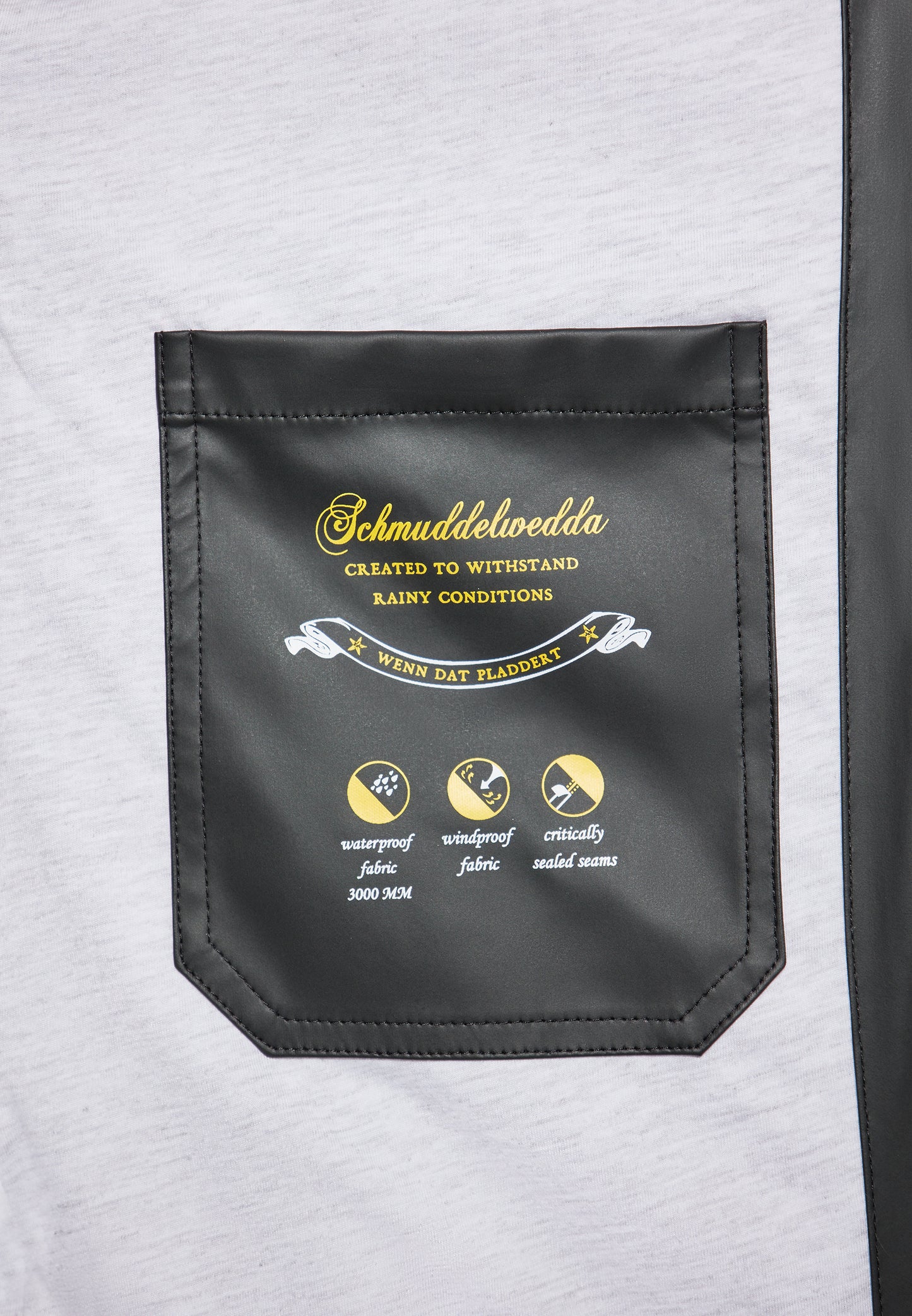 Schmuddelwedda women's rain coat