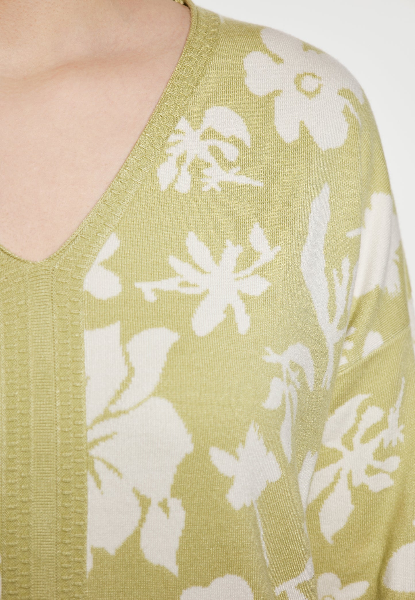 usha damski sweter