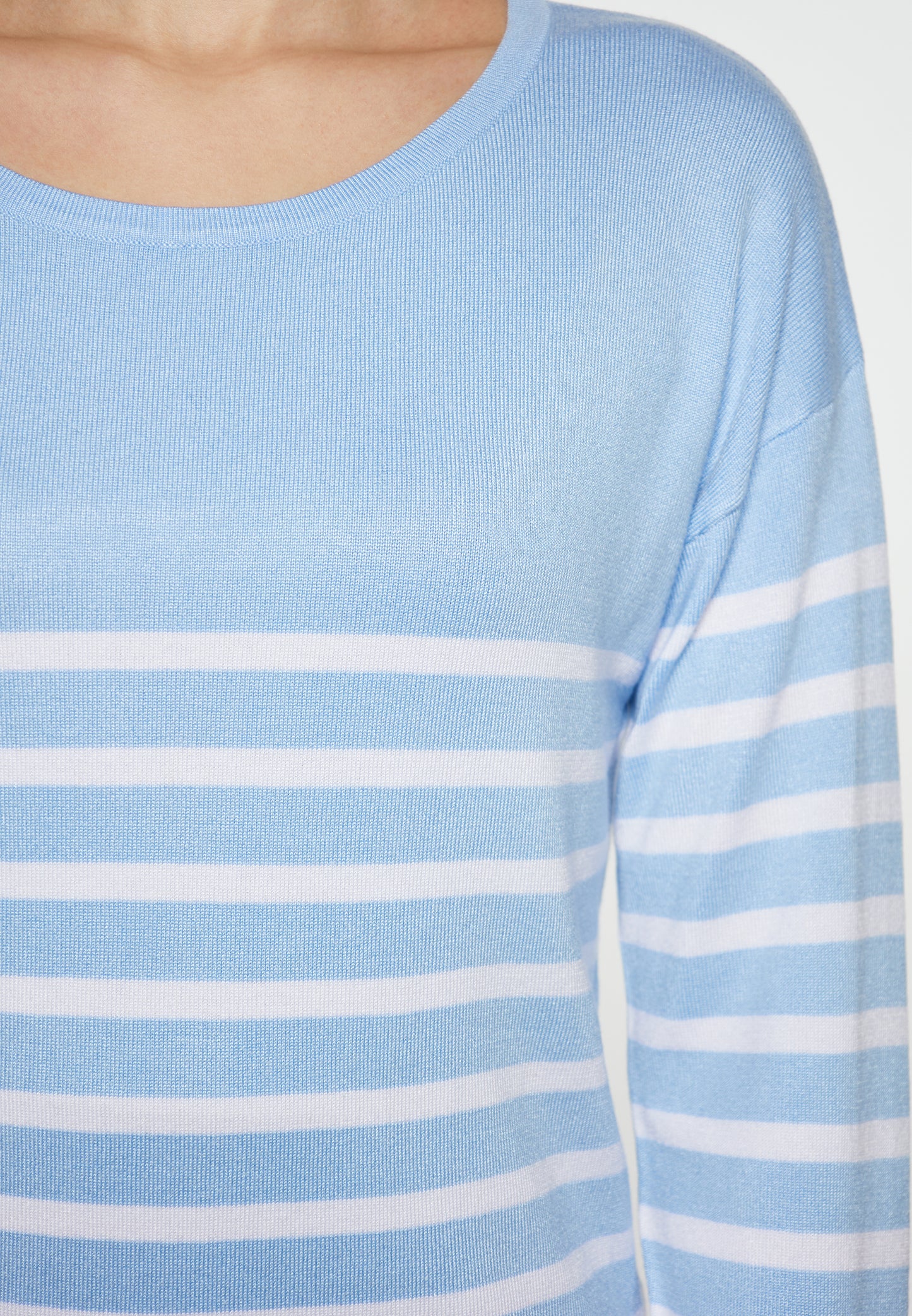 usha BLUE LABEL damski sweter