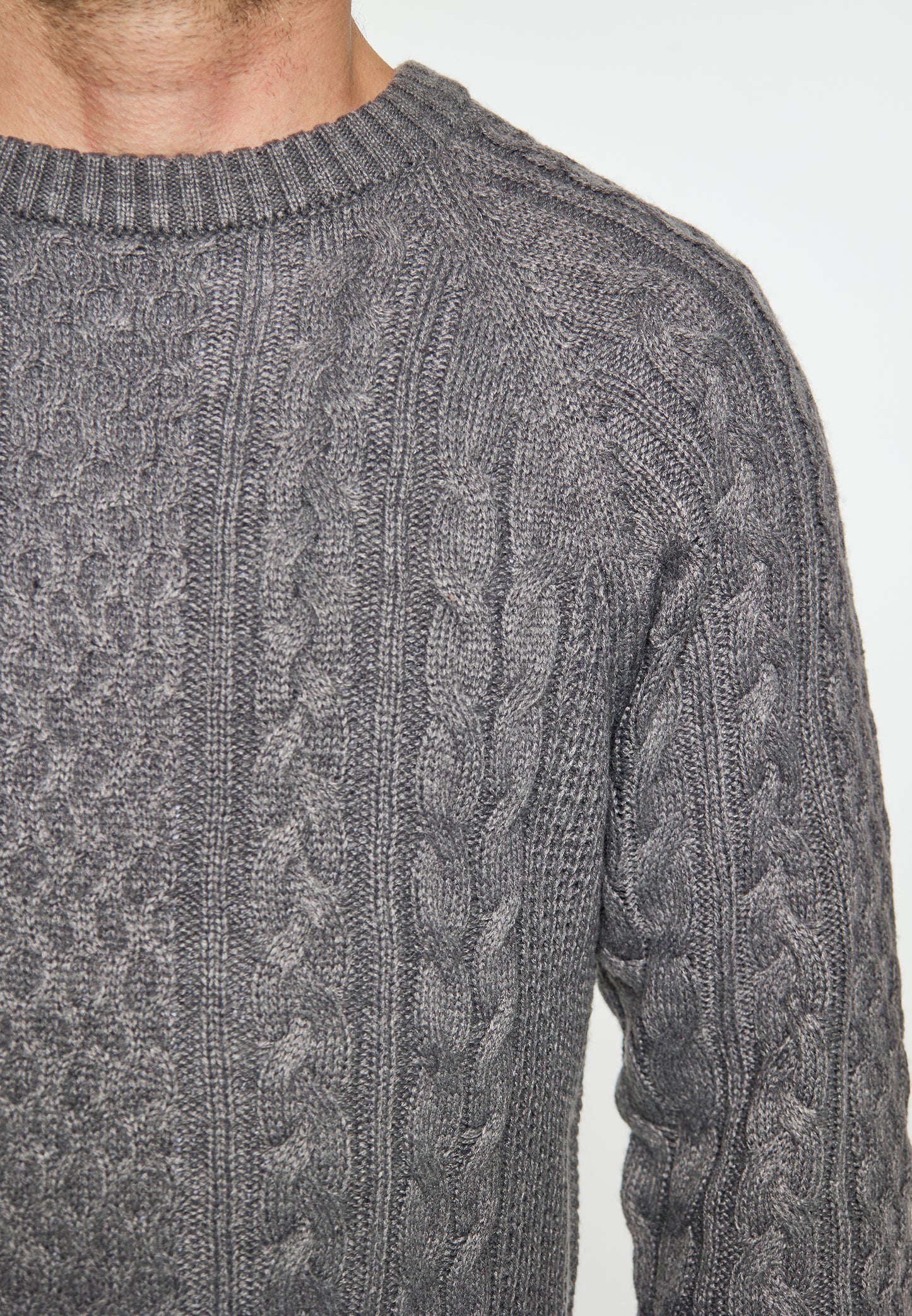 Mo men's knit sweater