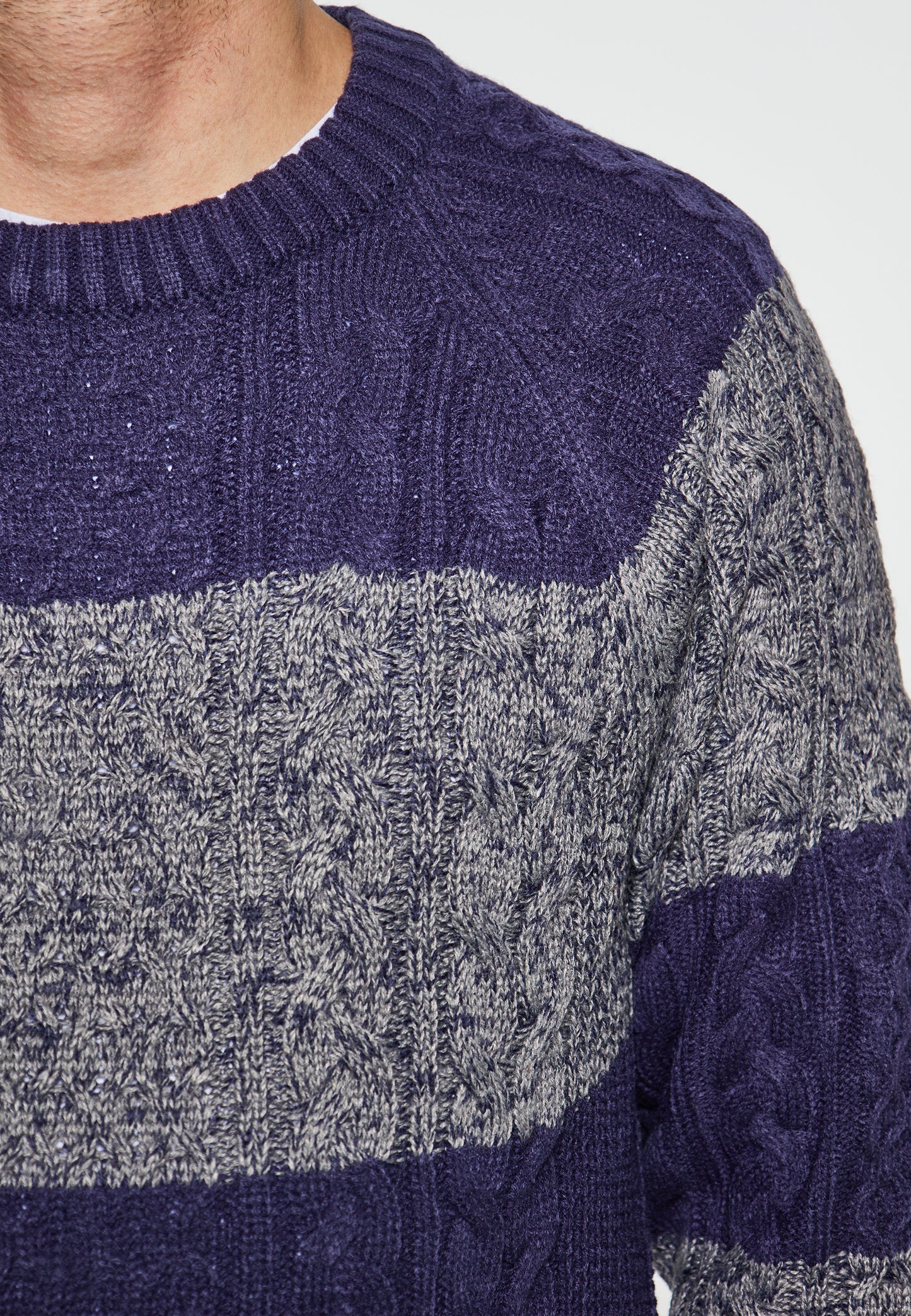 Mo men's knit sweater