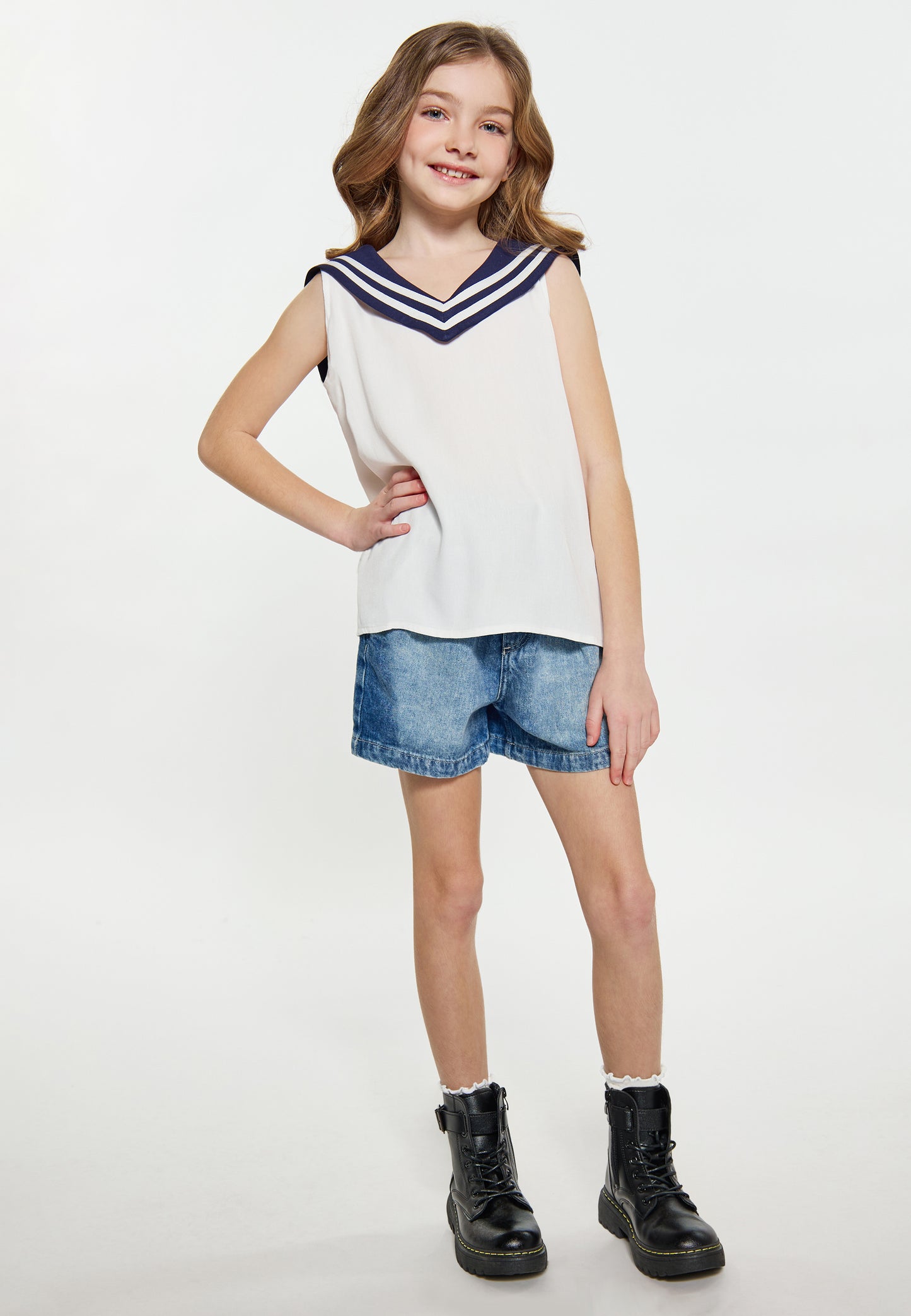 DreiMaster Vintage girl's blouse