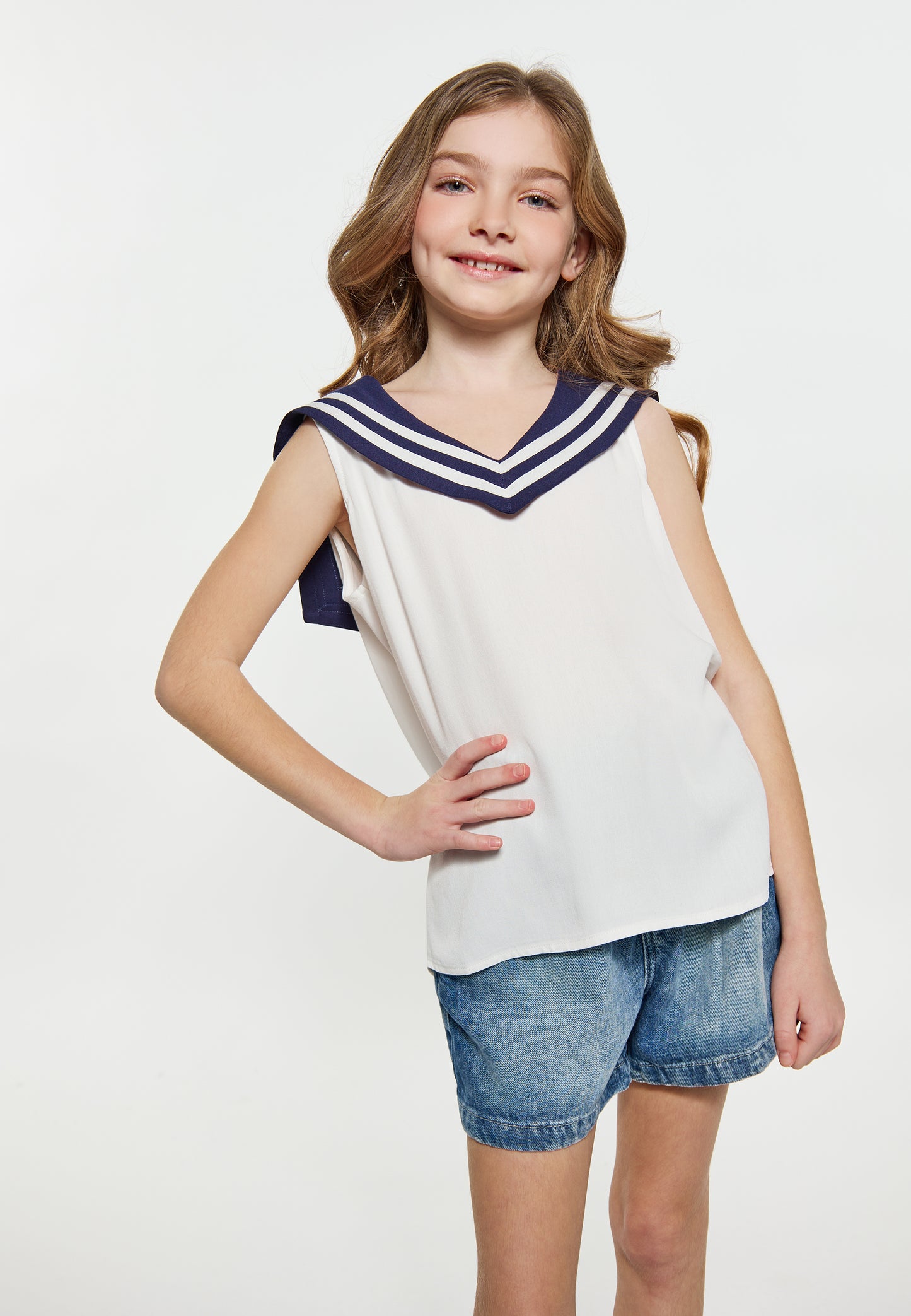 DreiMaster Vintage girl's blouse