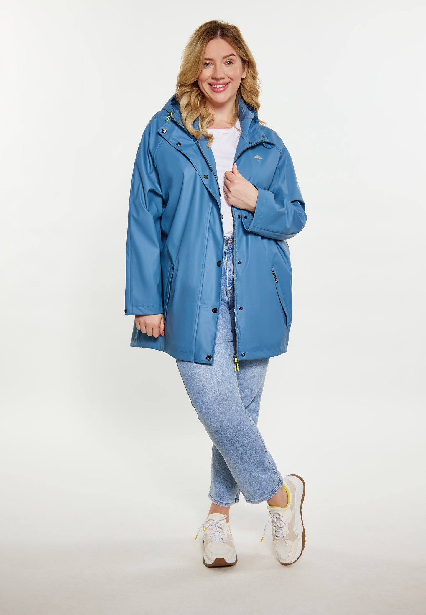 Schmuddelwedda women's rain coat