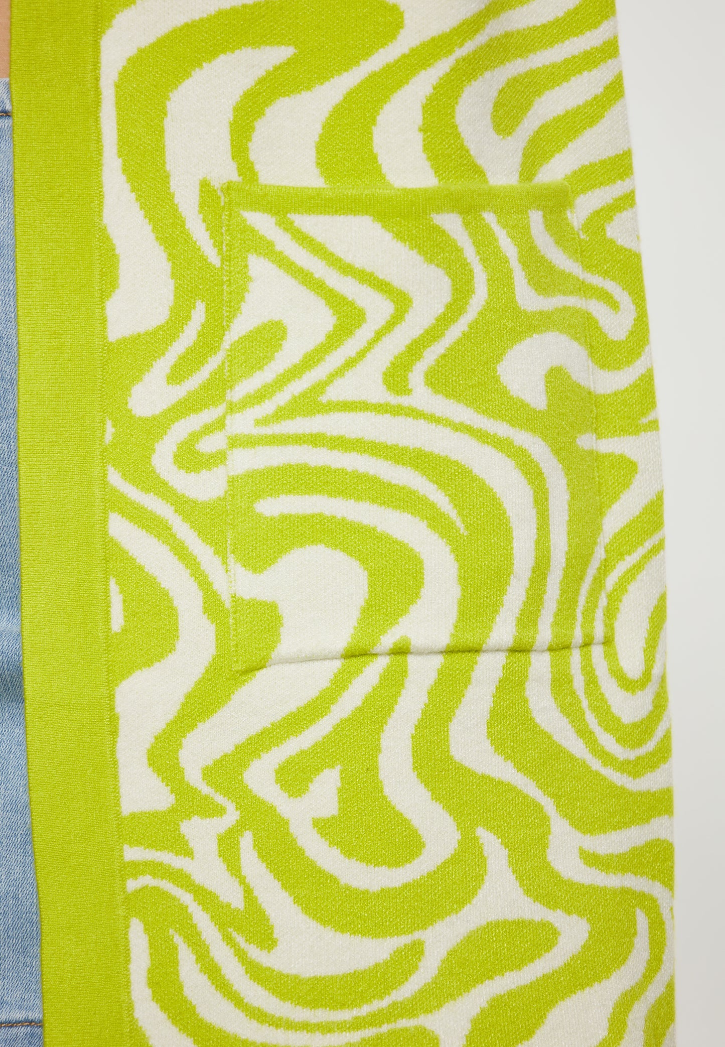 SWIRLY women's cardigan