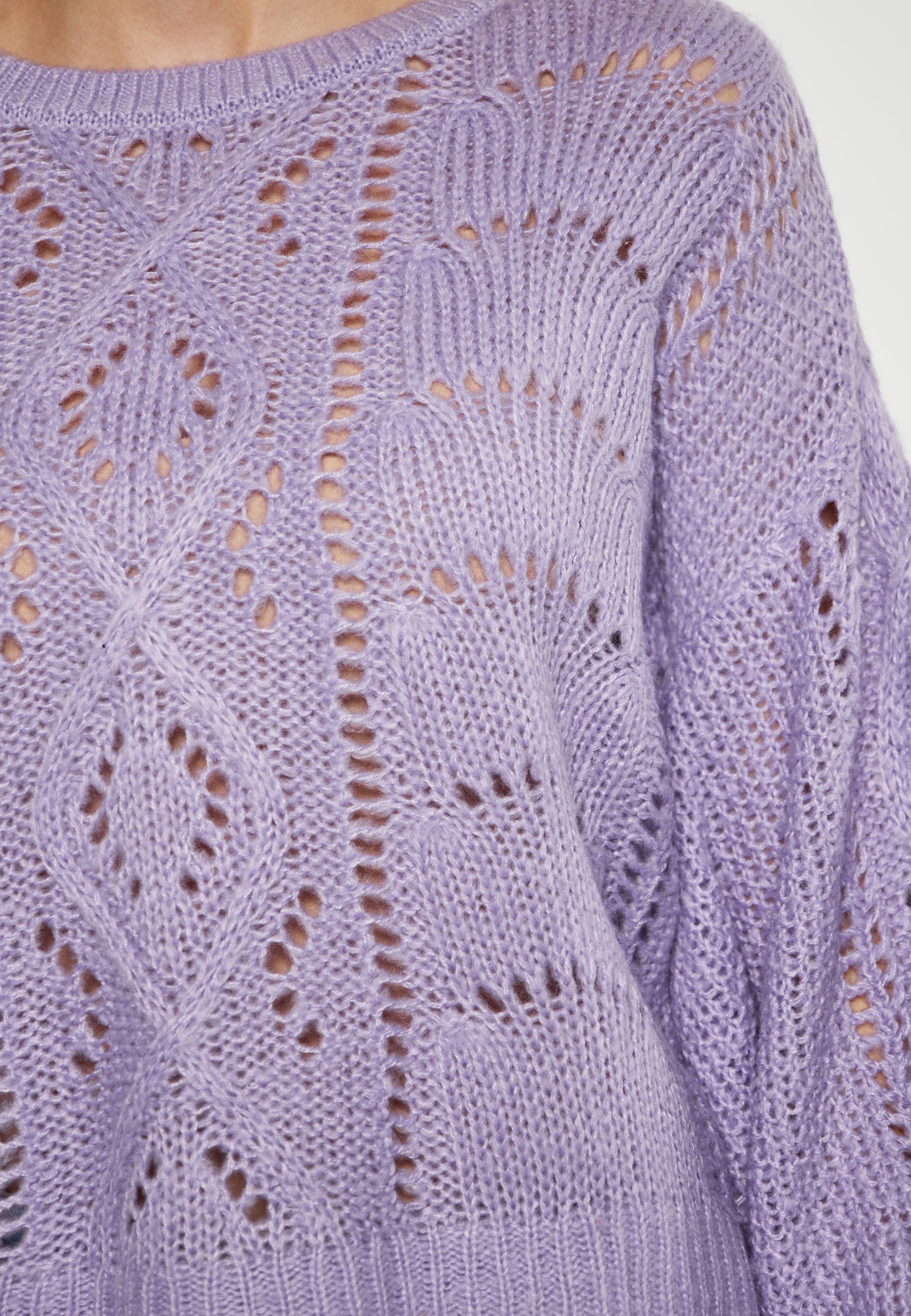 SWIRLY women's sweater