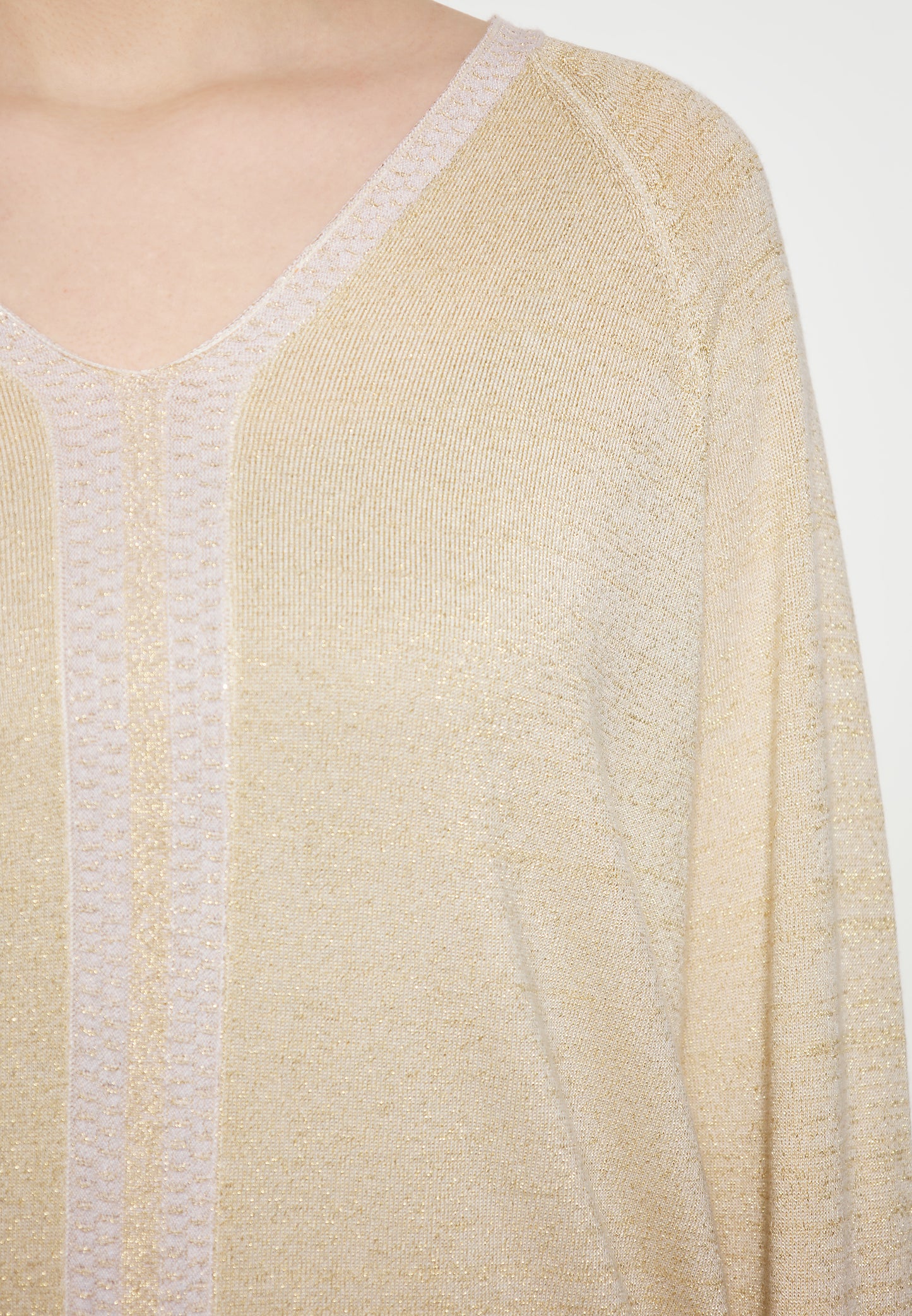 RISA women's sweater