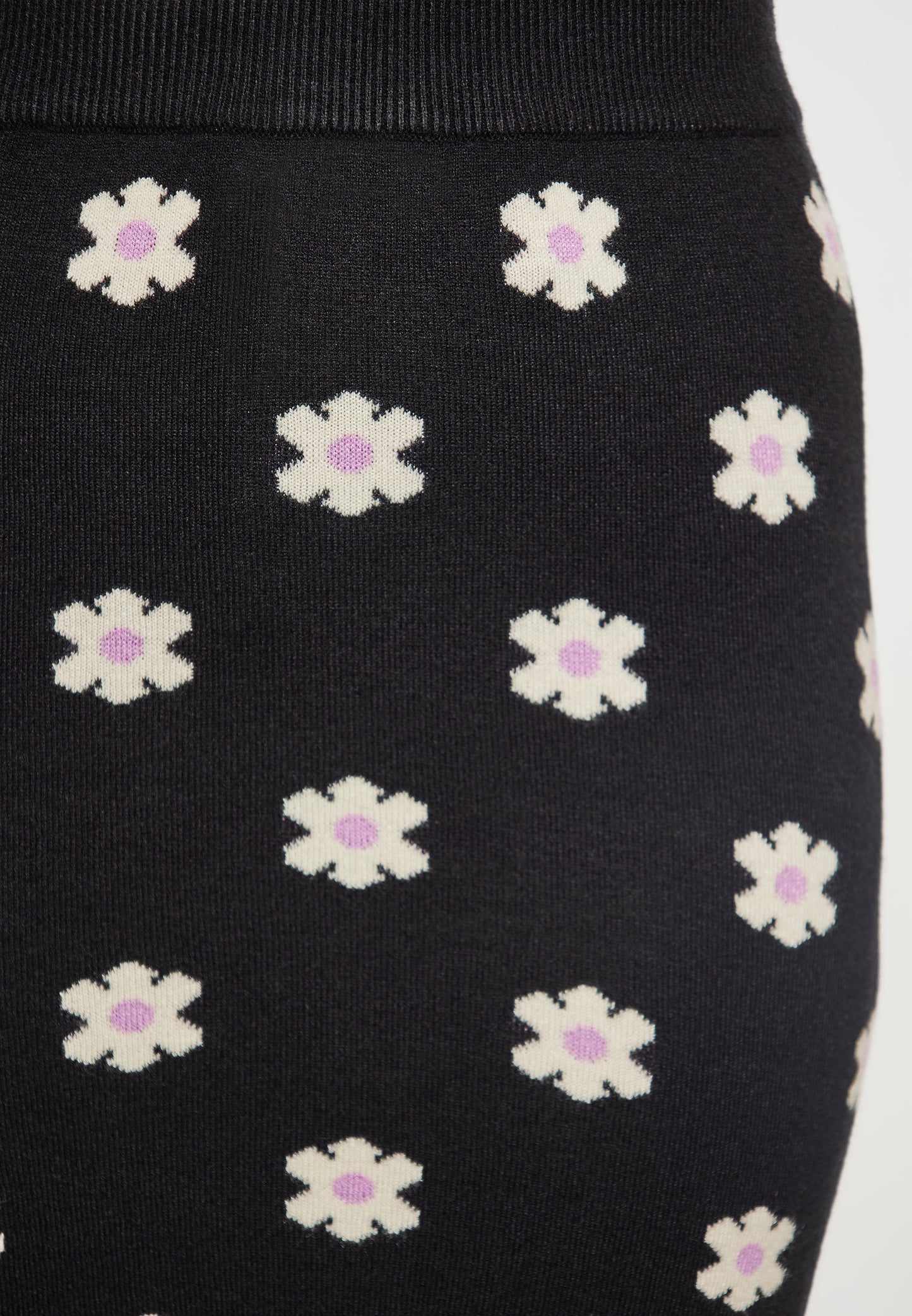 SWIRLY women's skirt