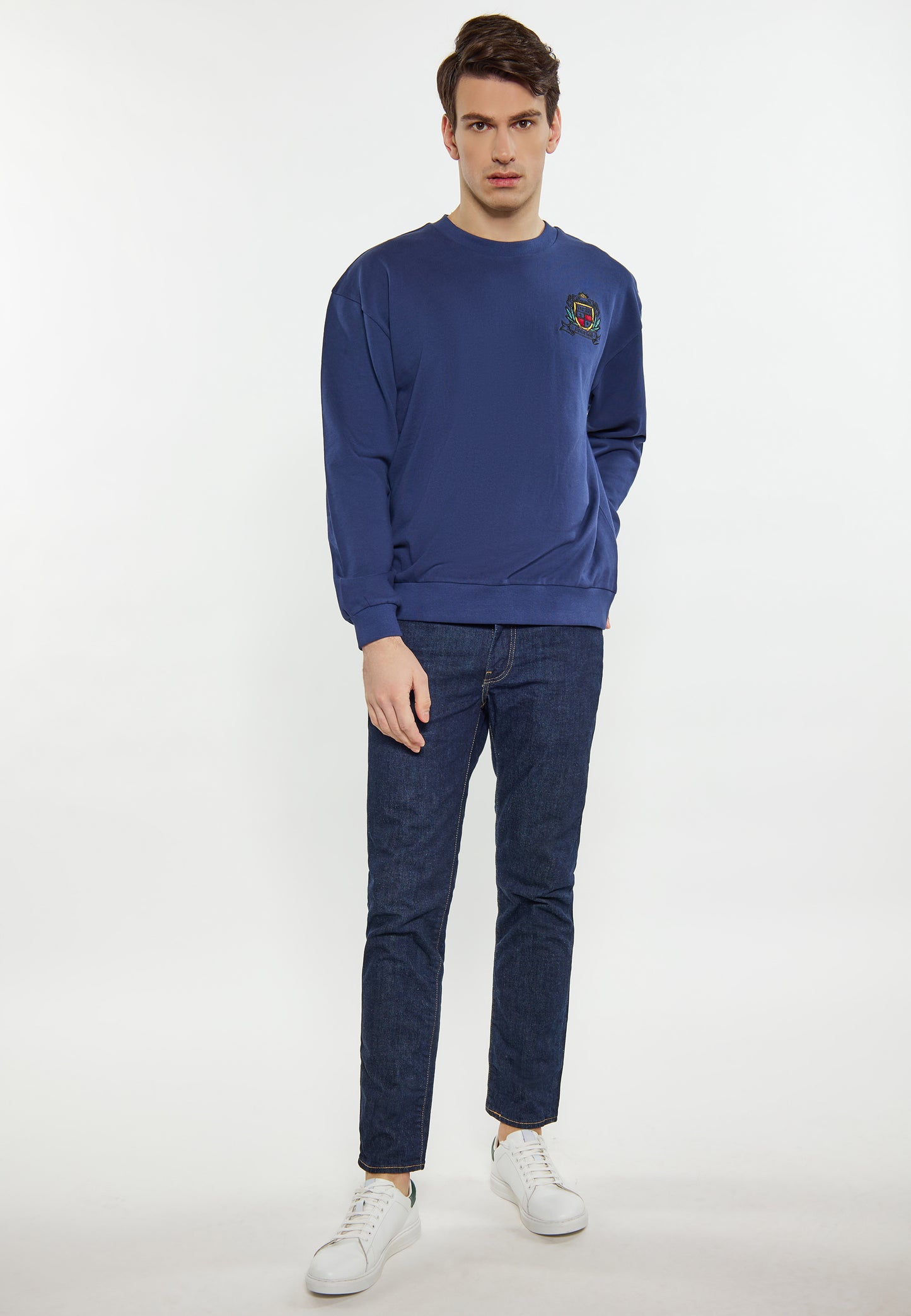 Mo men's sweatshirt