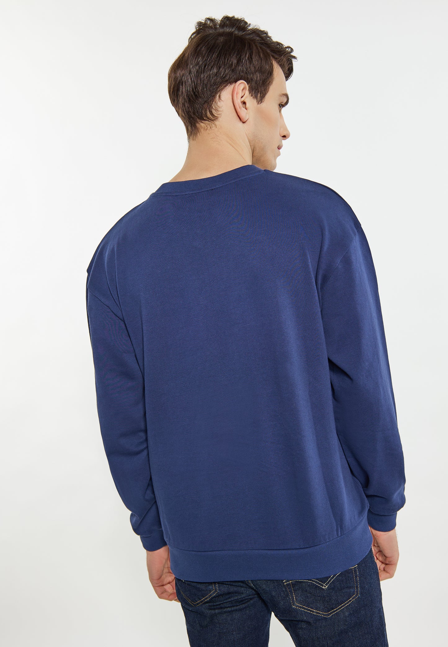 Mo men's sweatshirt