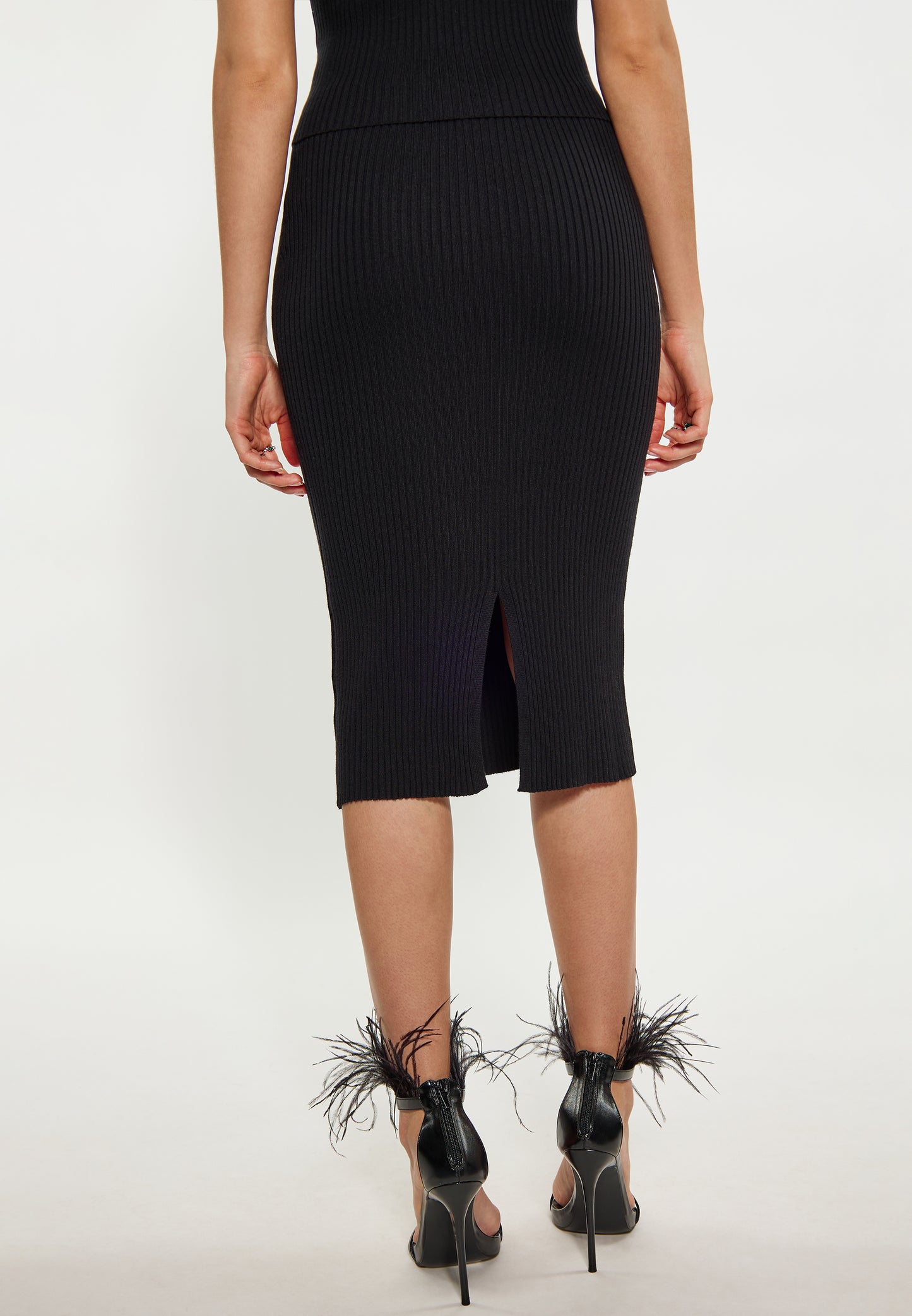 faina women's skirt