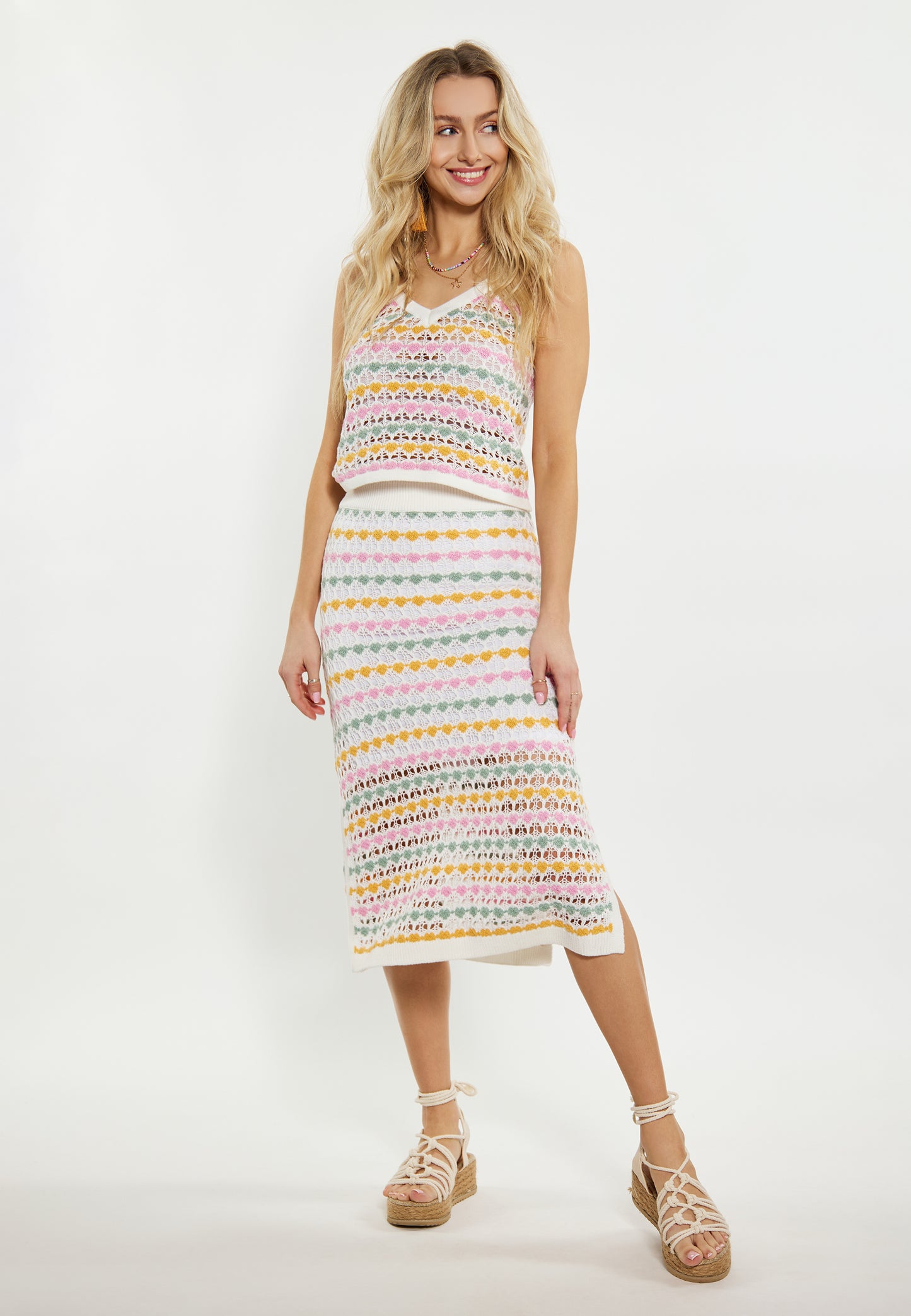 IZIA women's skirt