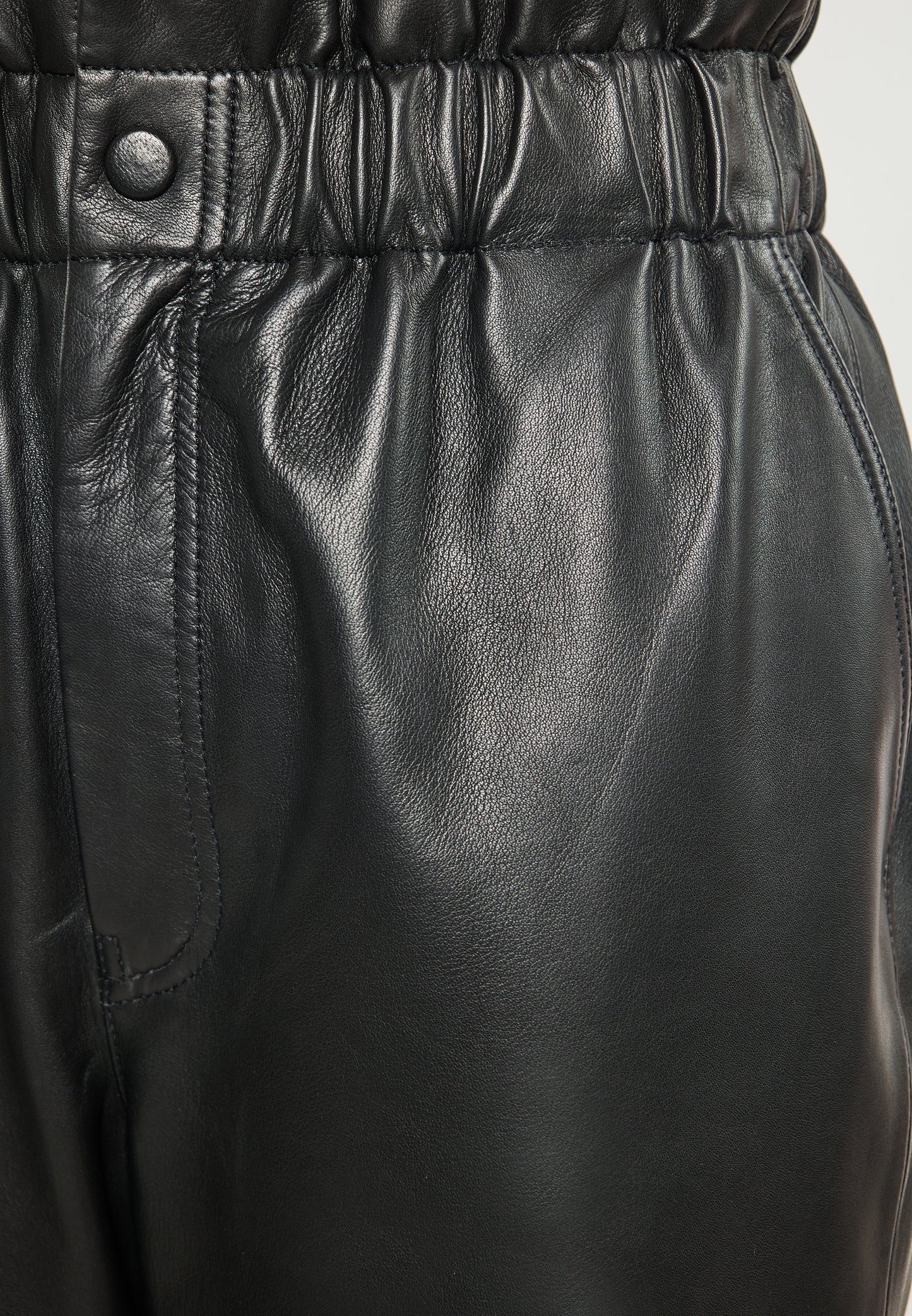 faina women's pants