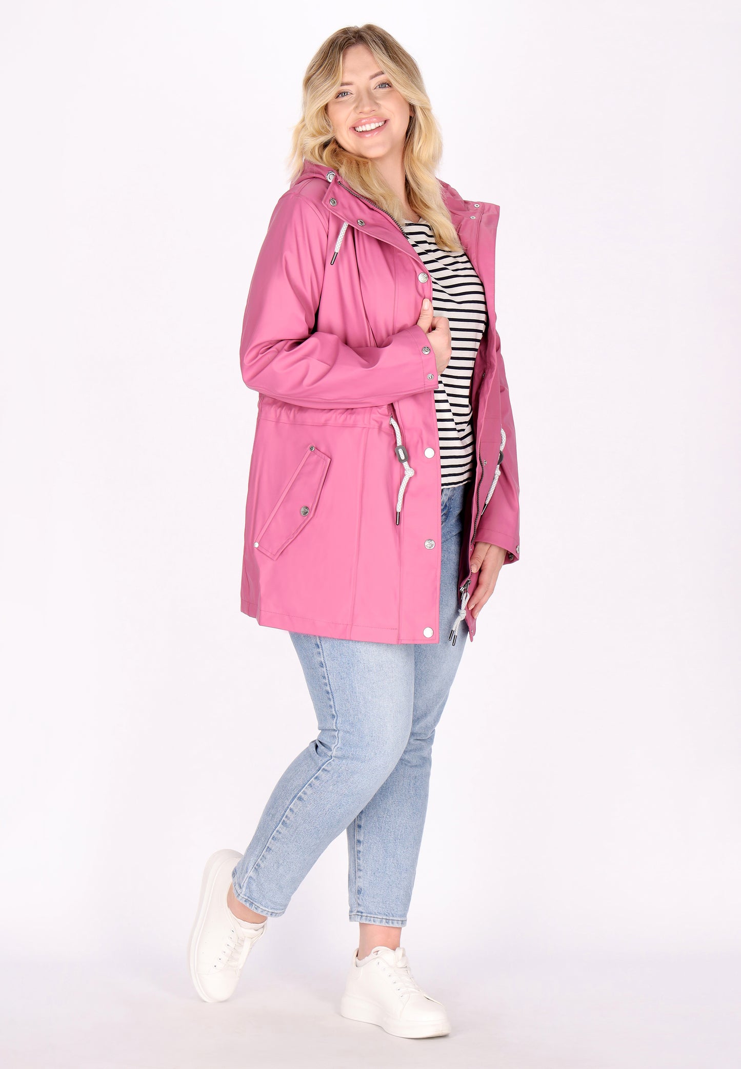Schmuddelwedda women's rain coat