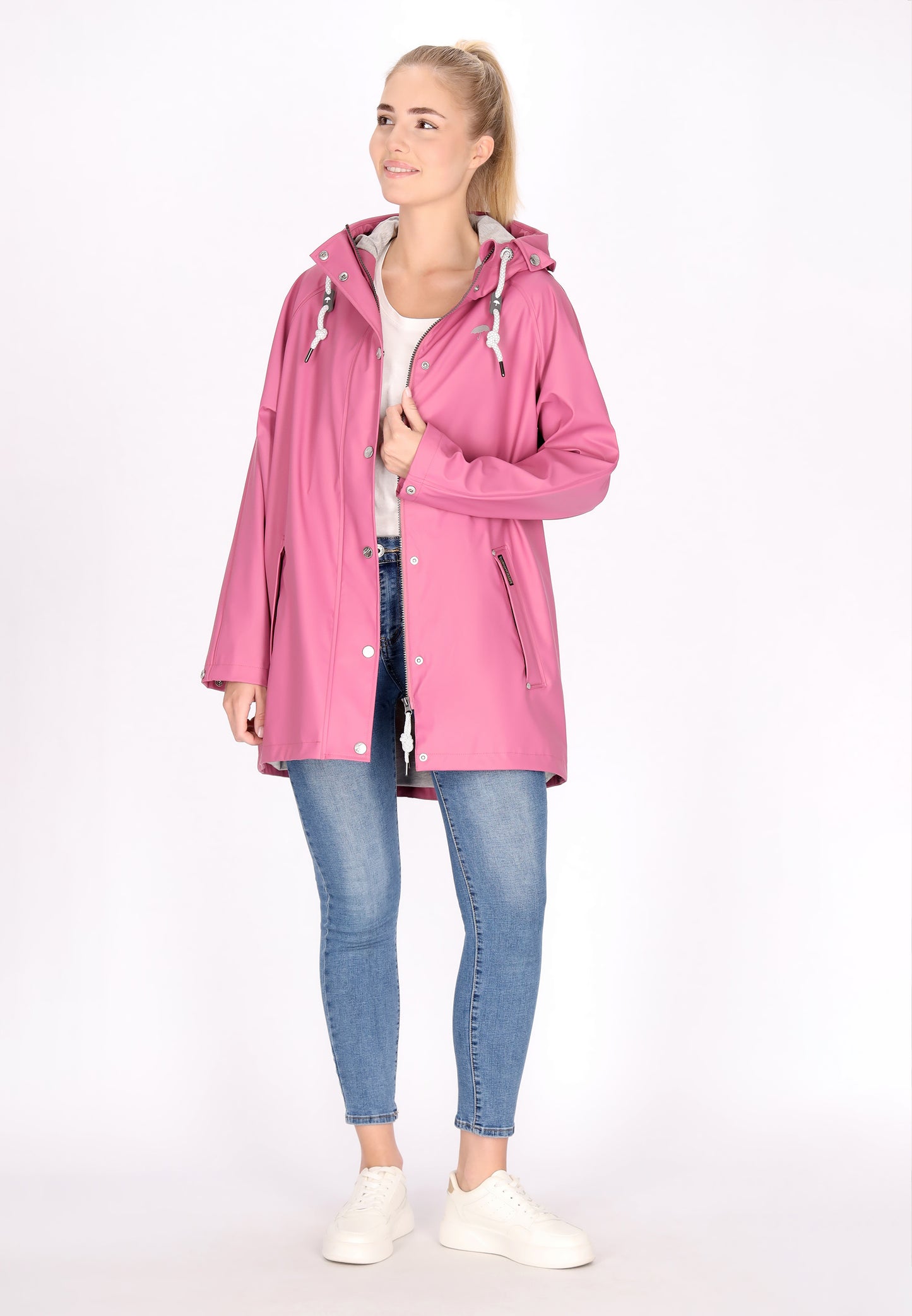 Schmuddelwedda women's rain coat
