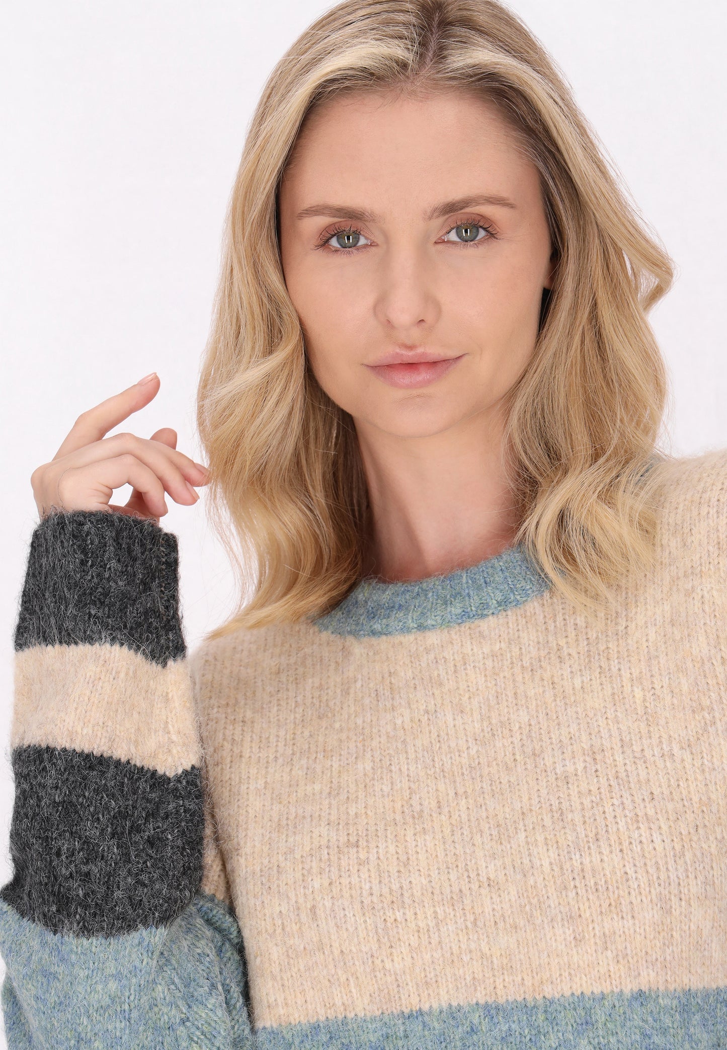usha BLUE LABEL women's sweater