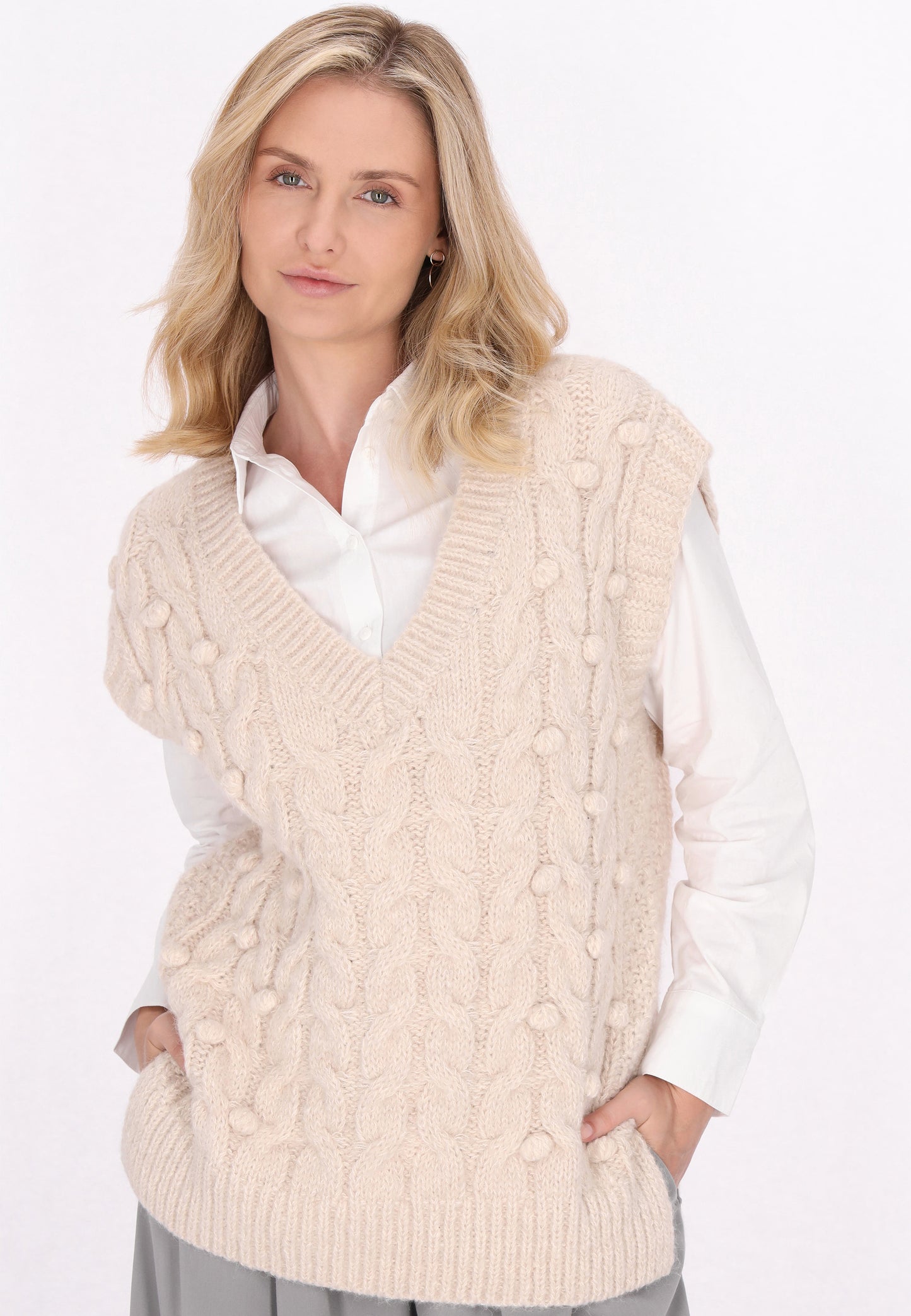 usha WHITE LABEL women's sweater vest