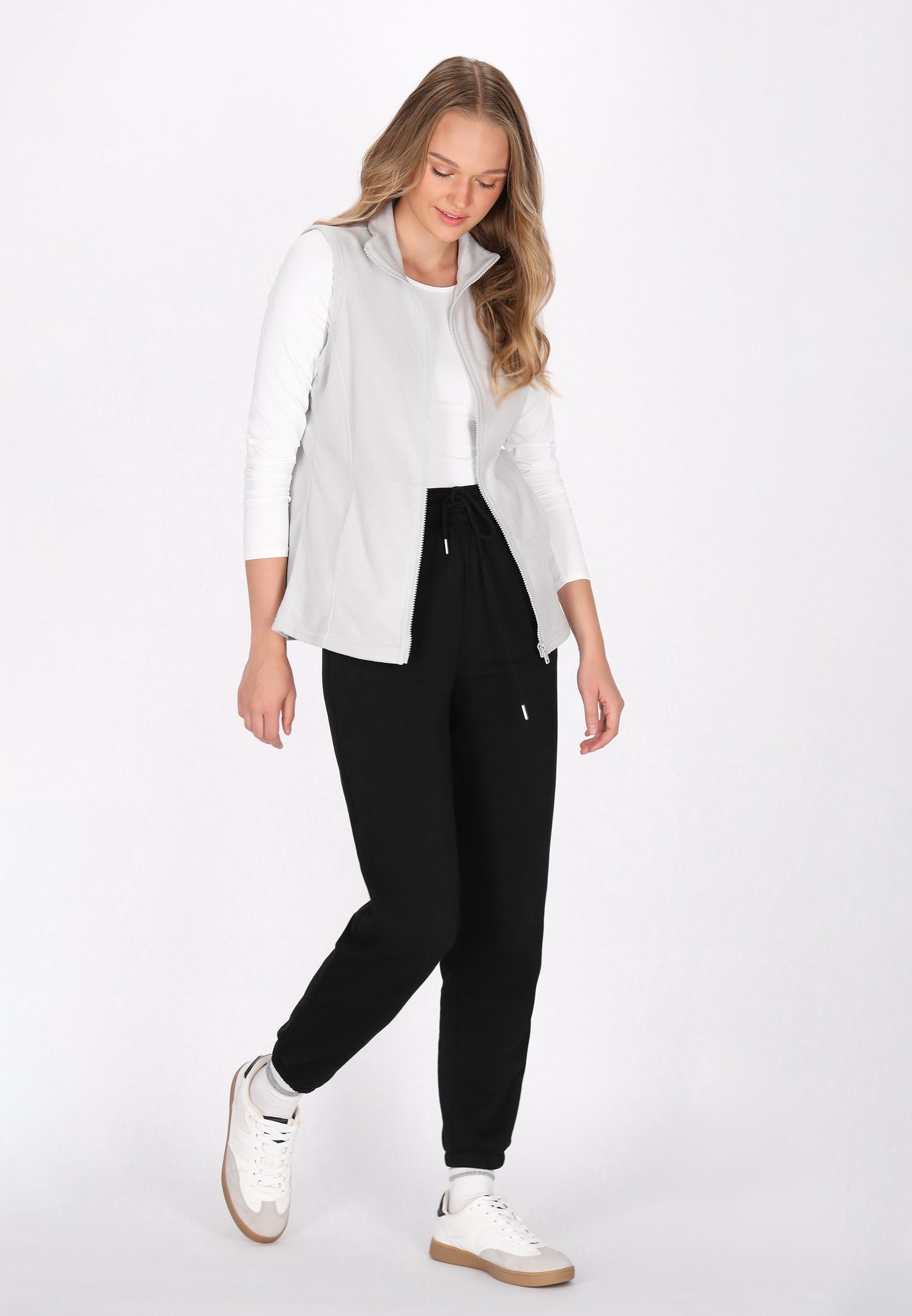 myMo ATHLSR women's vest