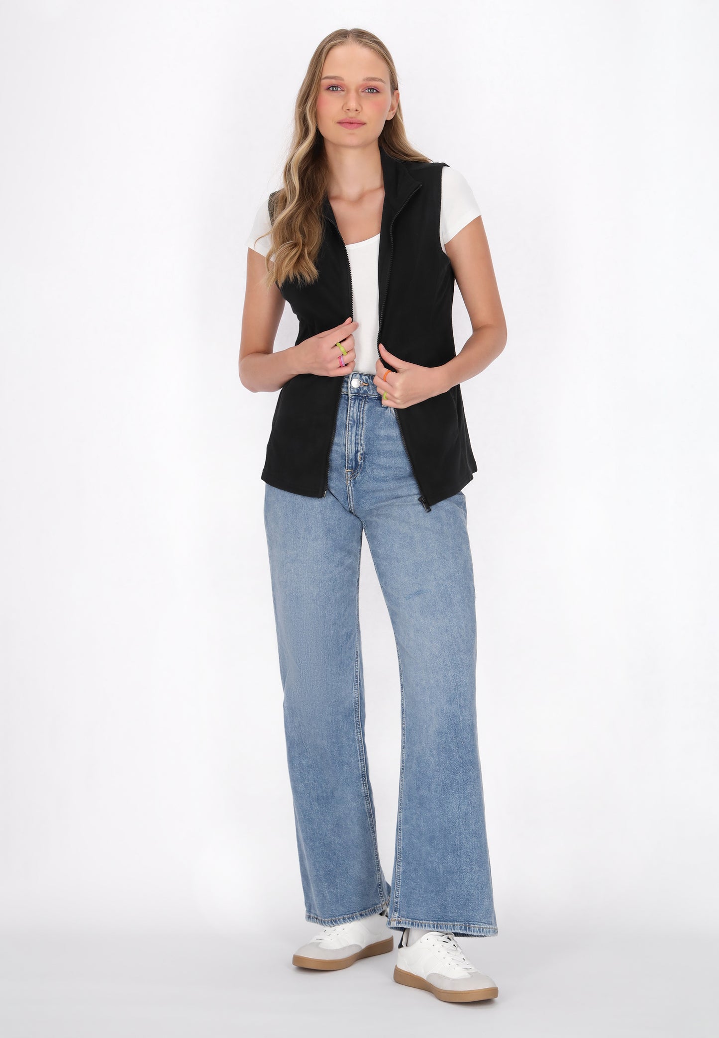 myMo women's vest