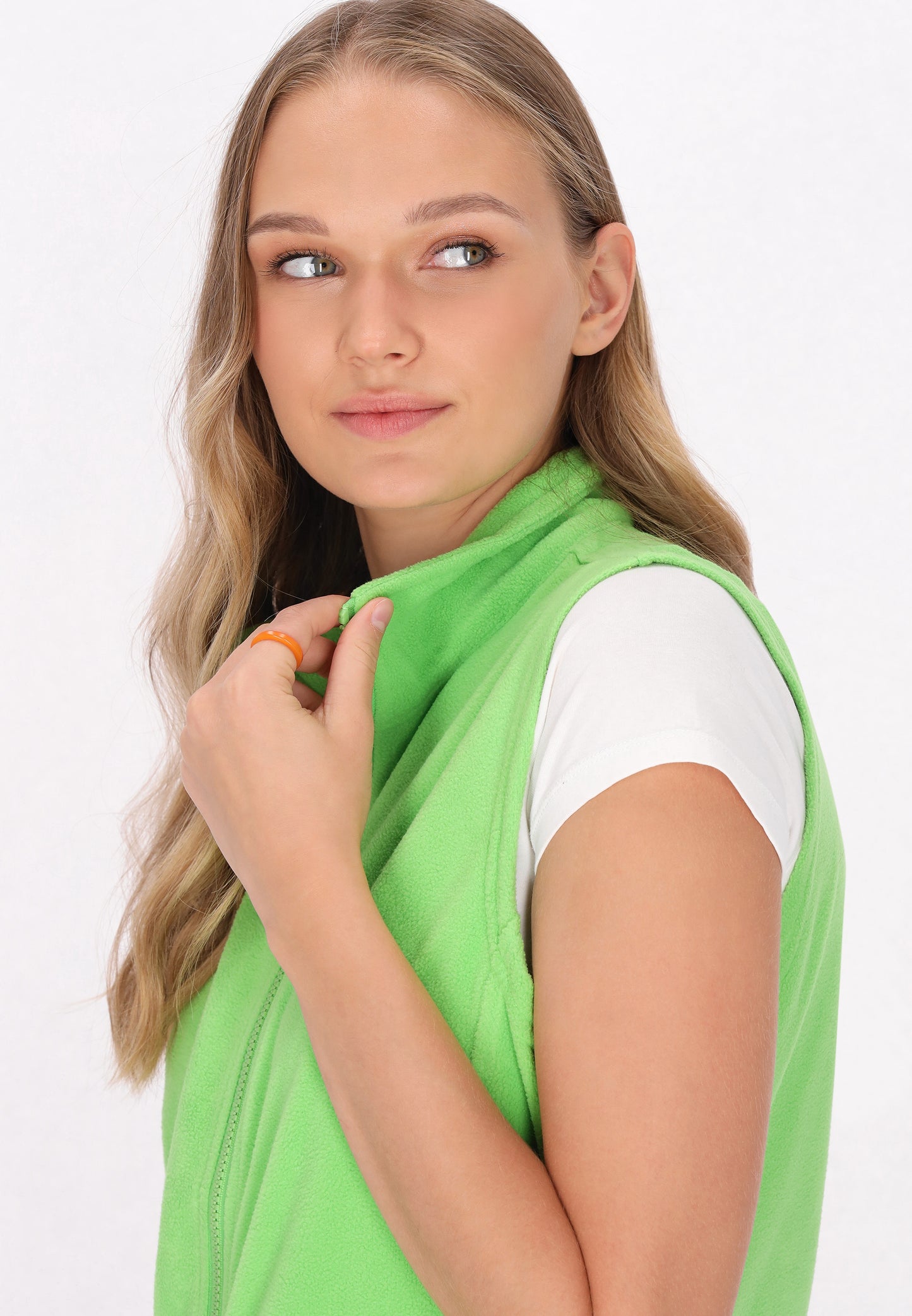 myMo women's vest