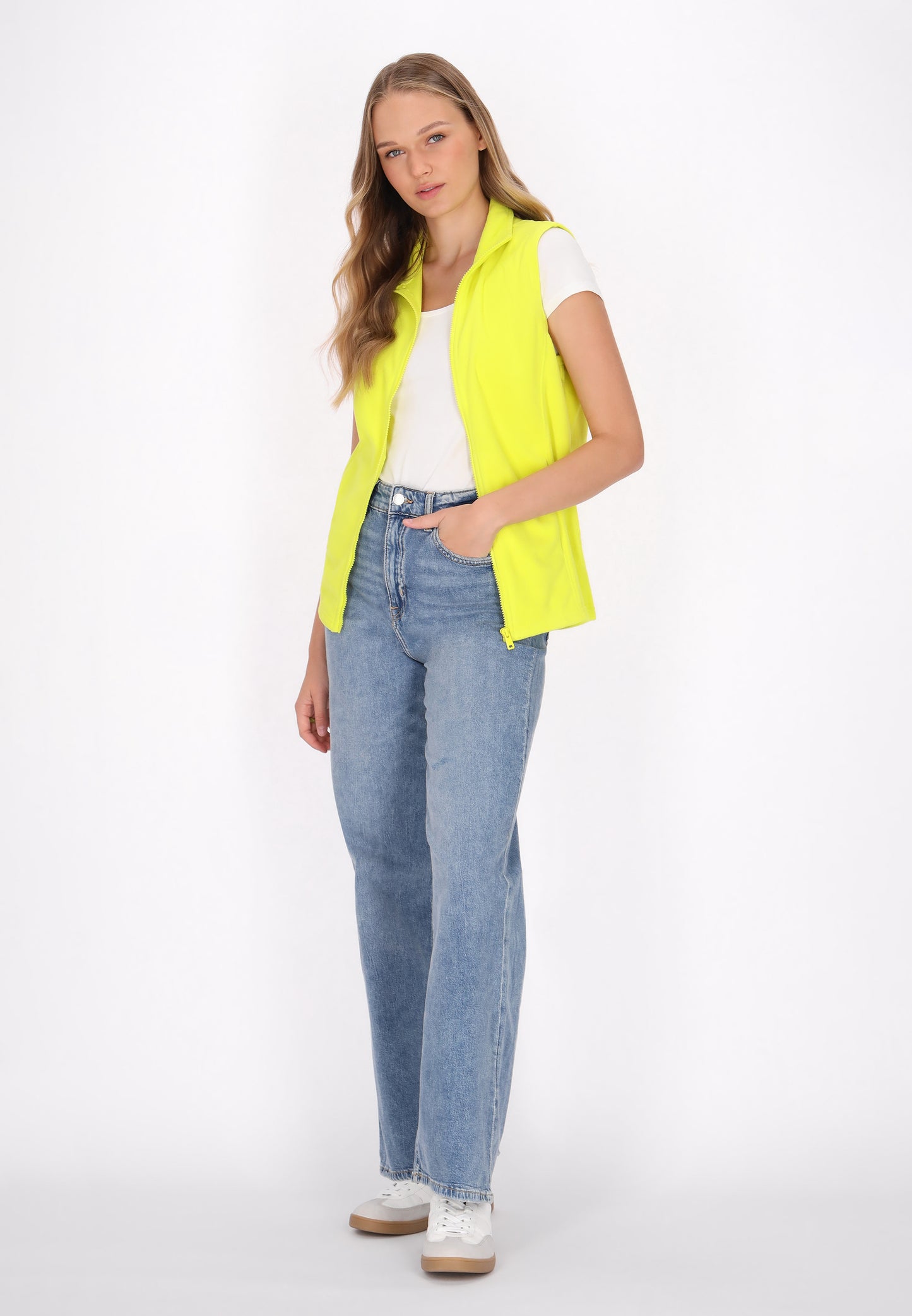myMo women's vest