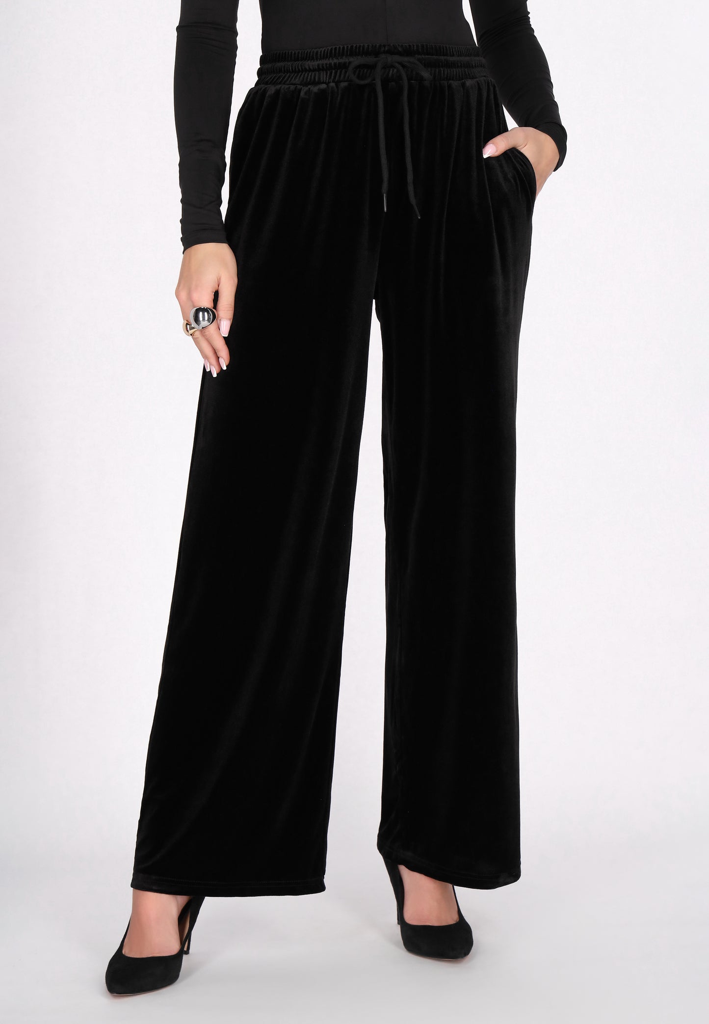 faina women's pants