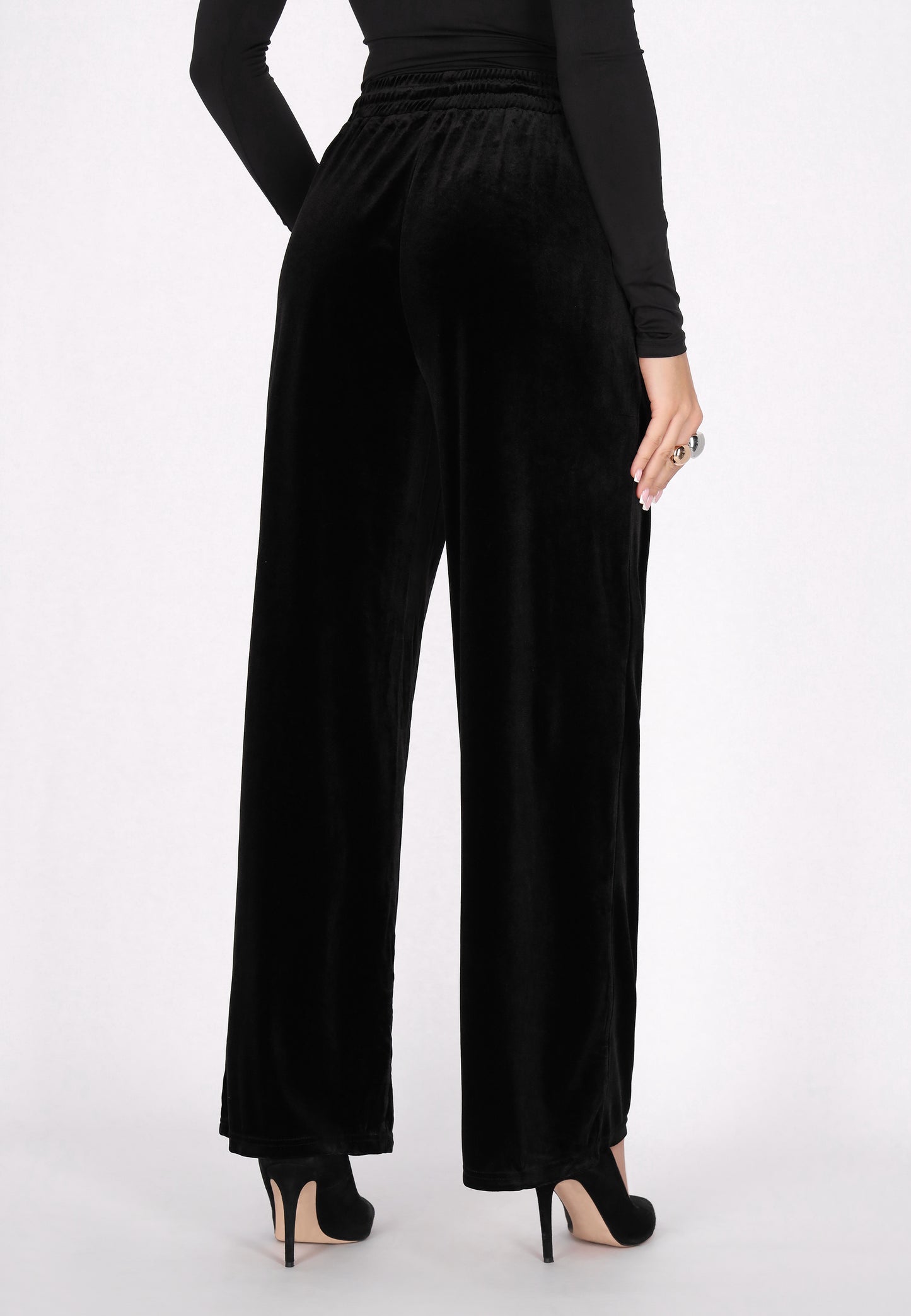 faina women's pants