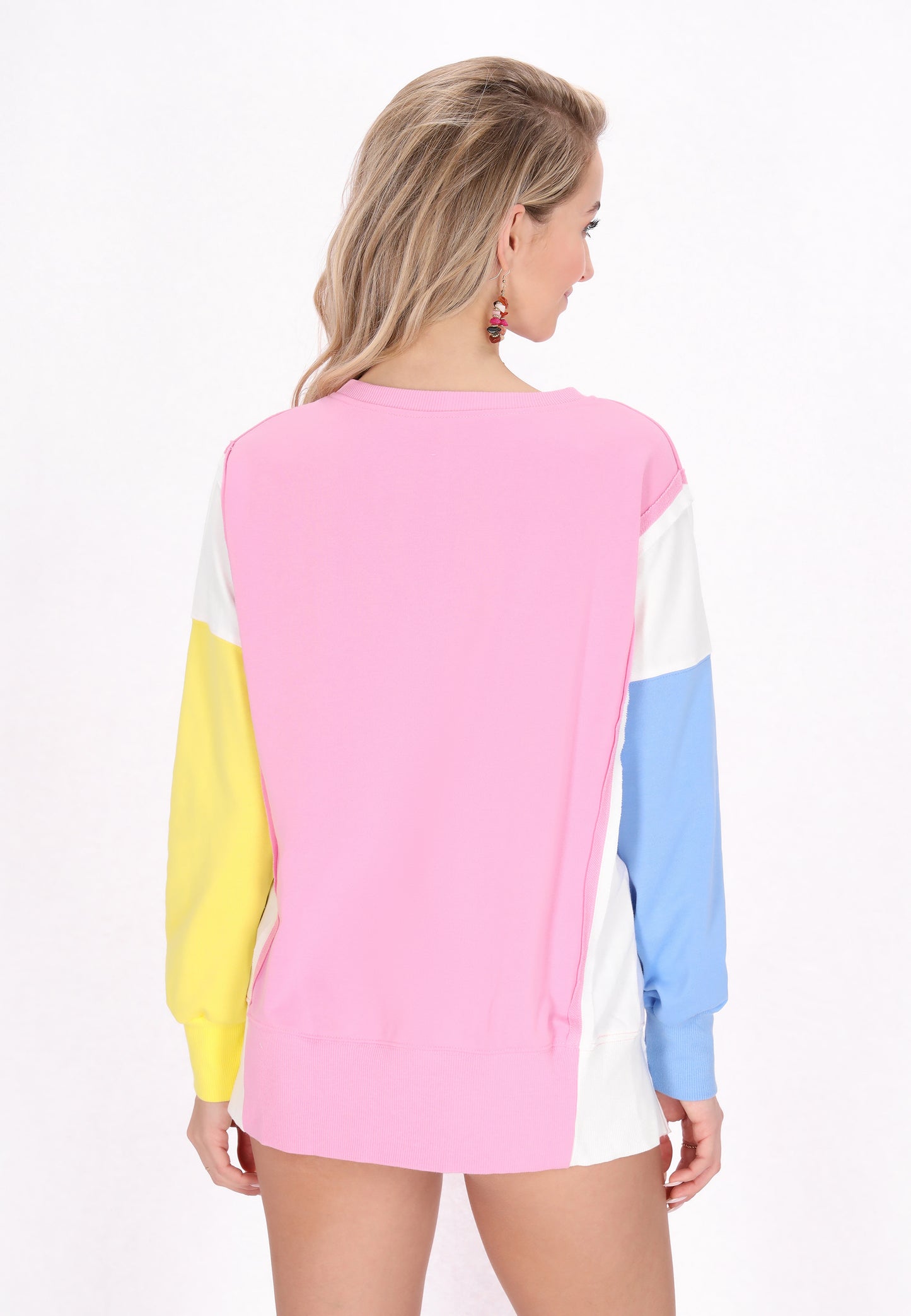 IZIA women's sweatshirt