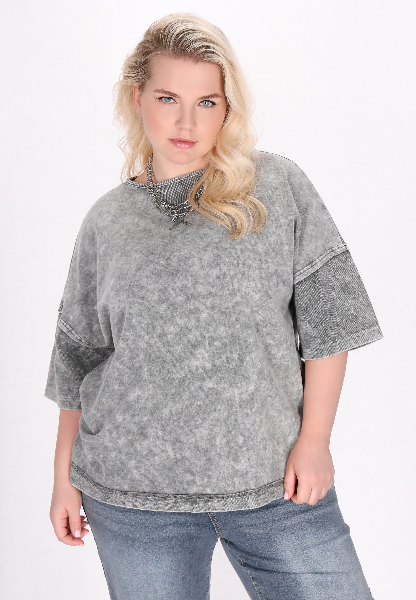 myMo ROCKS women's plus size T shirt