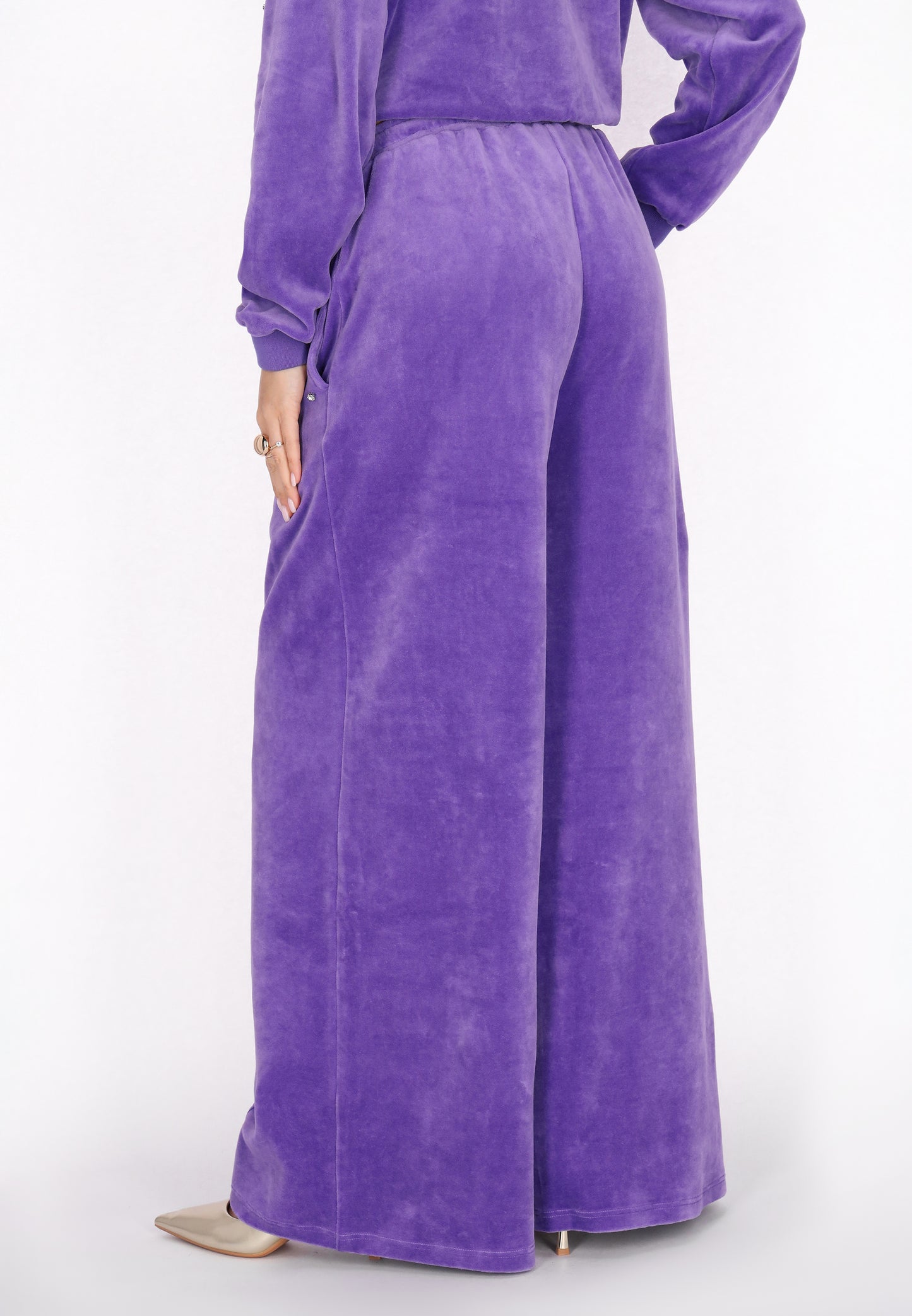 faina women's pants