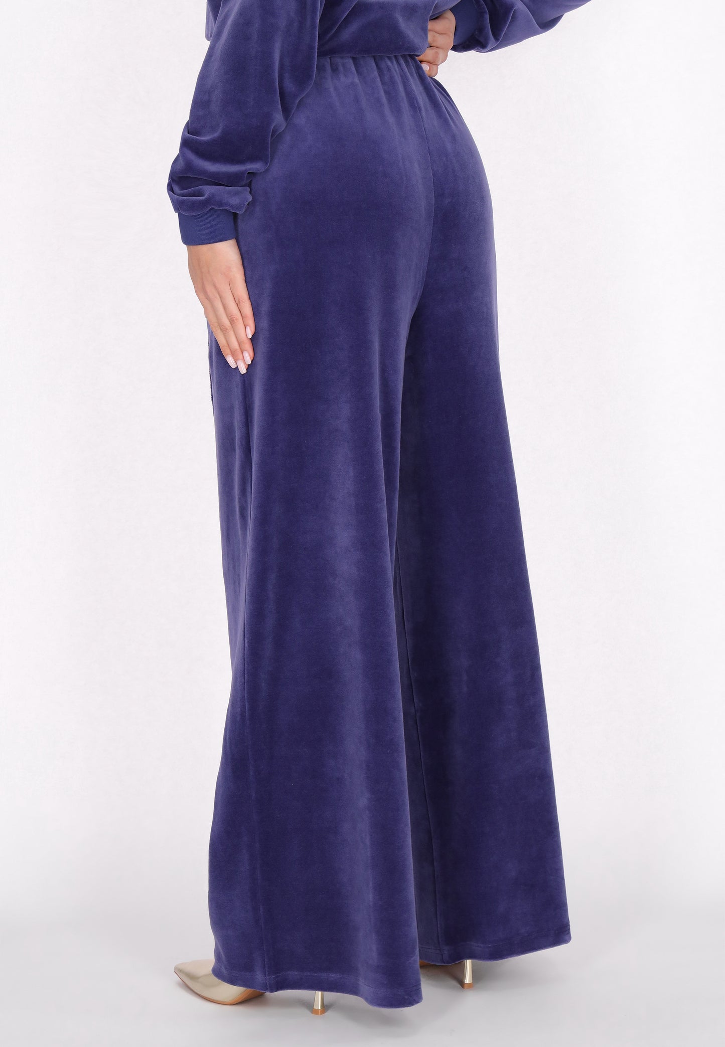 faina women's pants