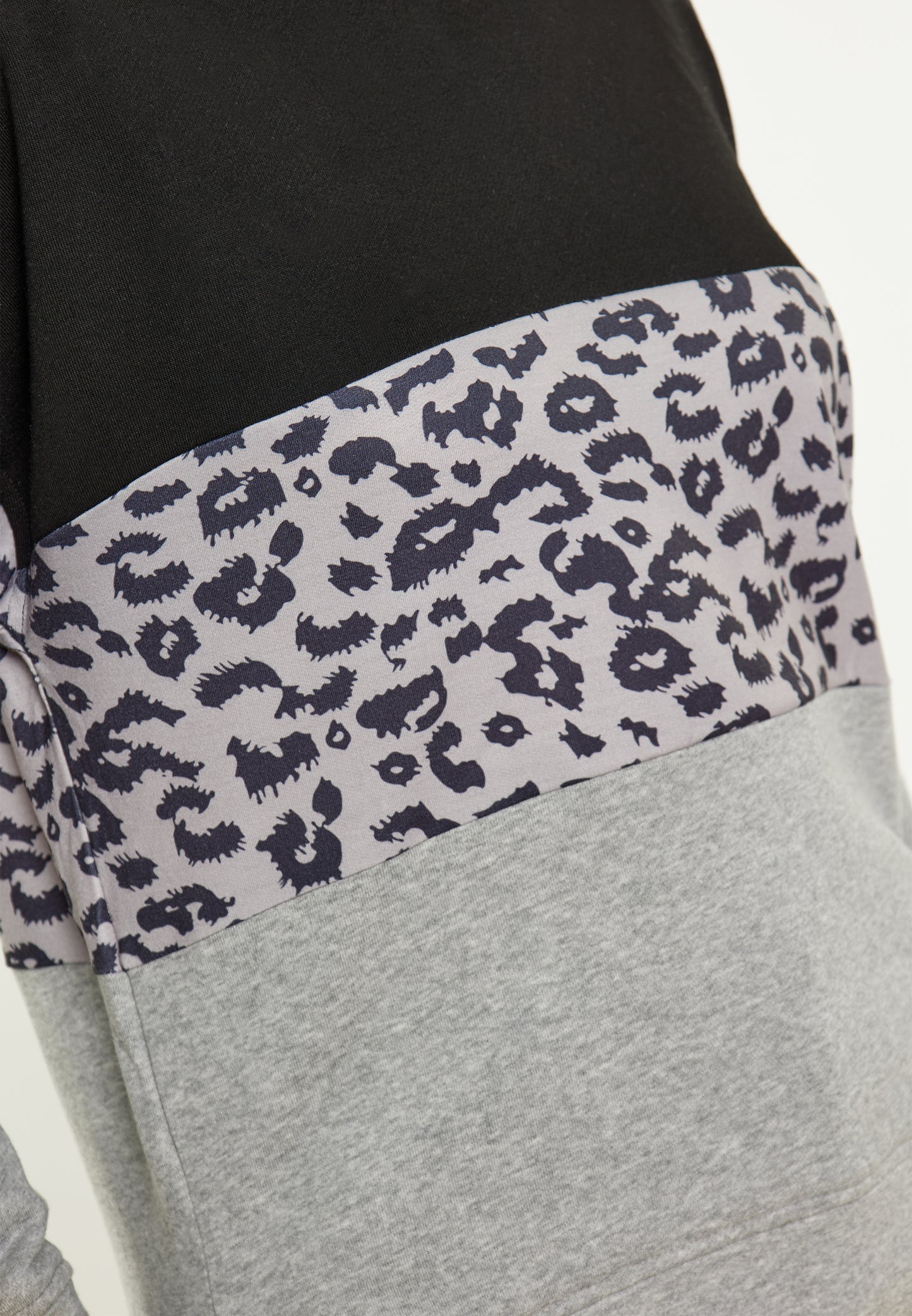 blonda women's sweatshirt