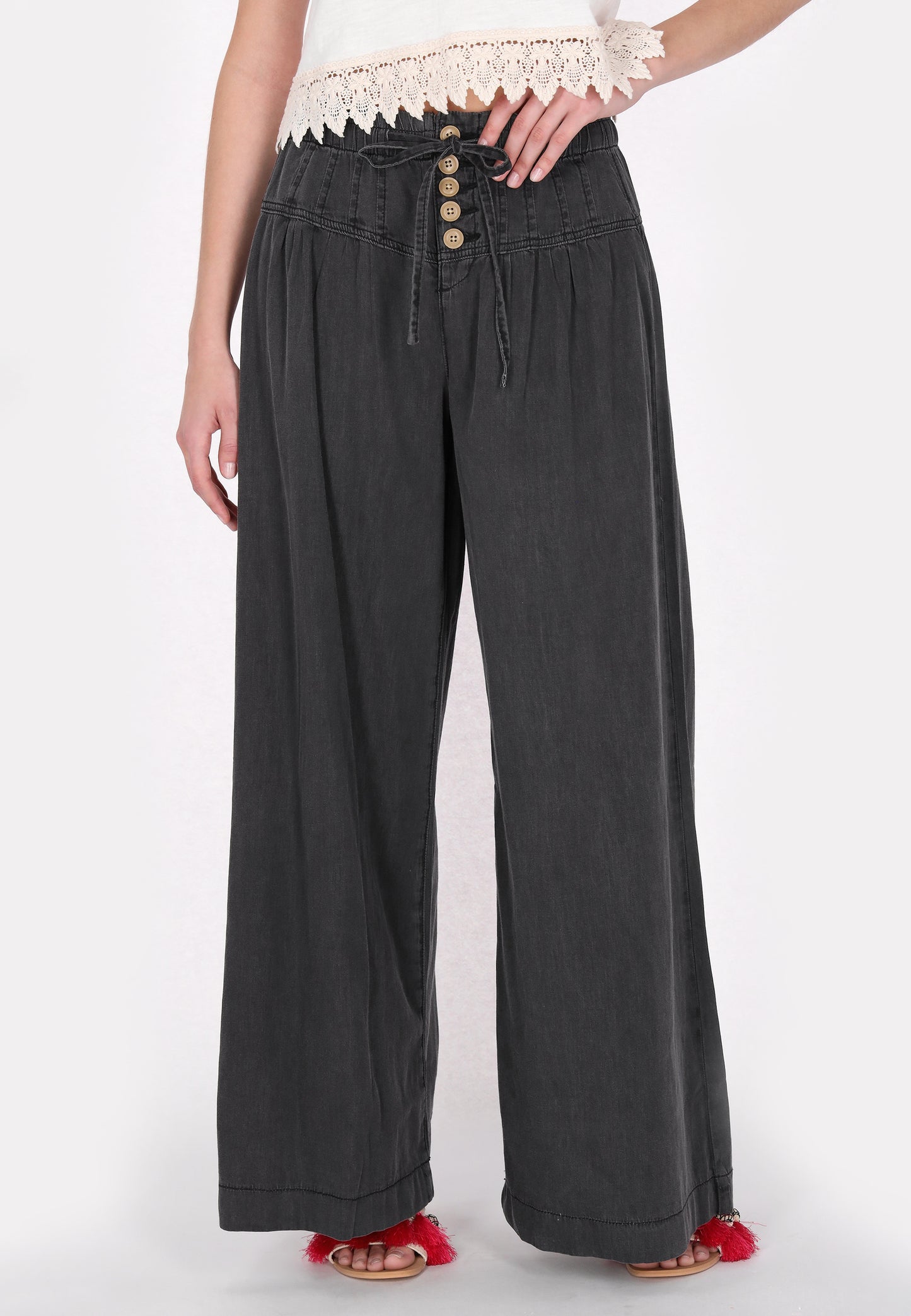 IZIA damskie jeansy