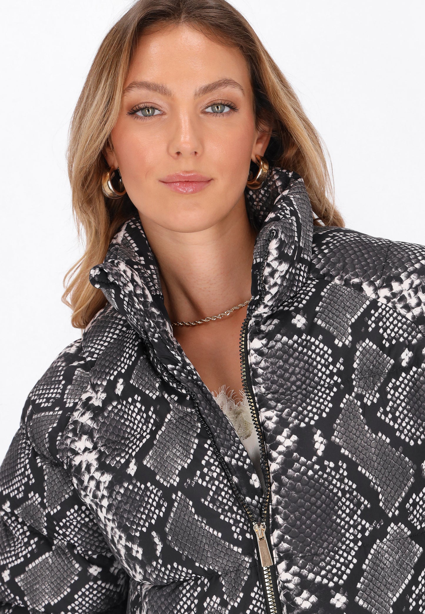 faina Women's Jacket
