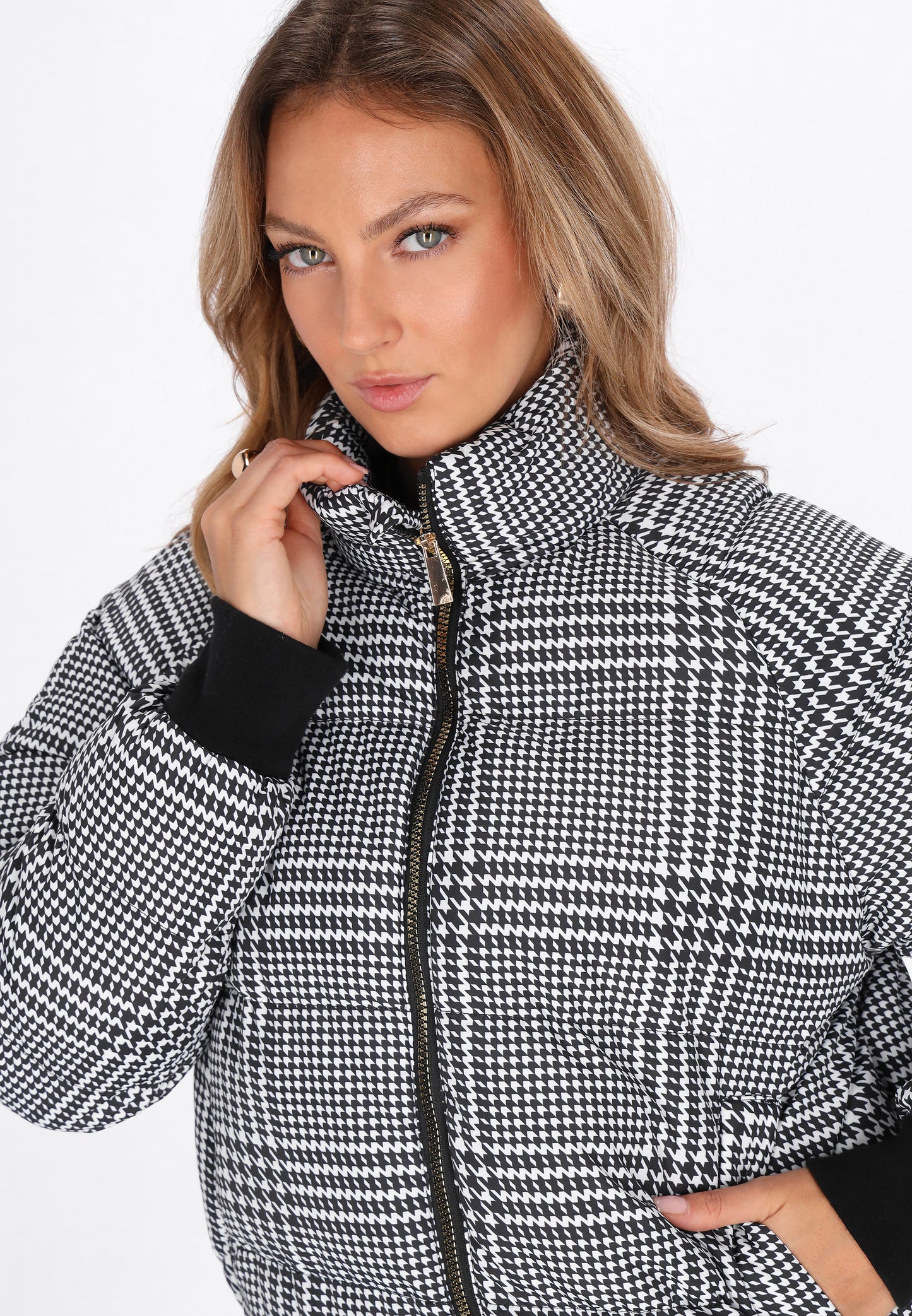 faina Women's Jacket