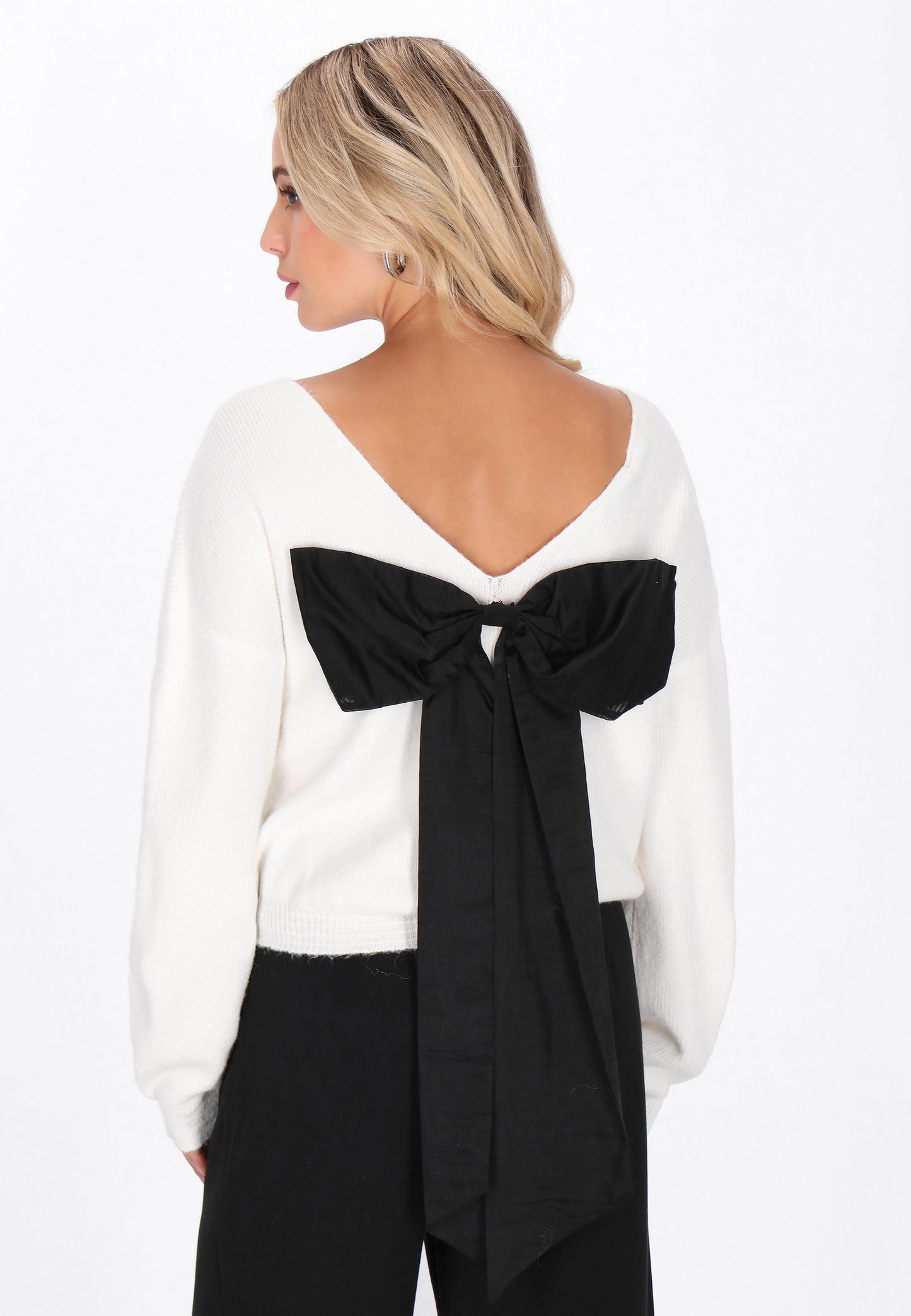 faina Women's Sweater