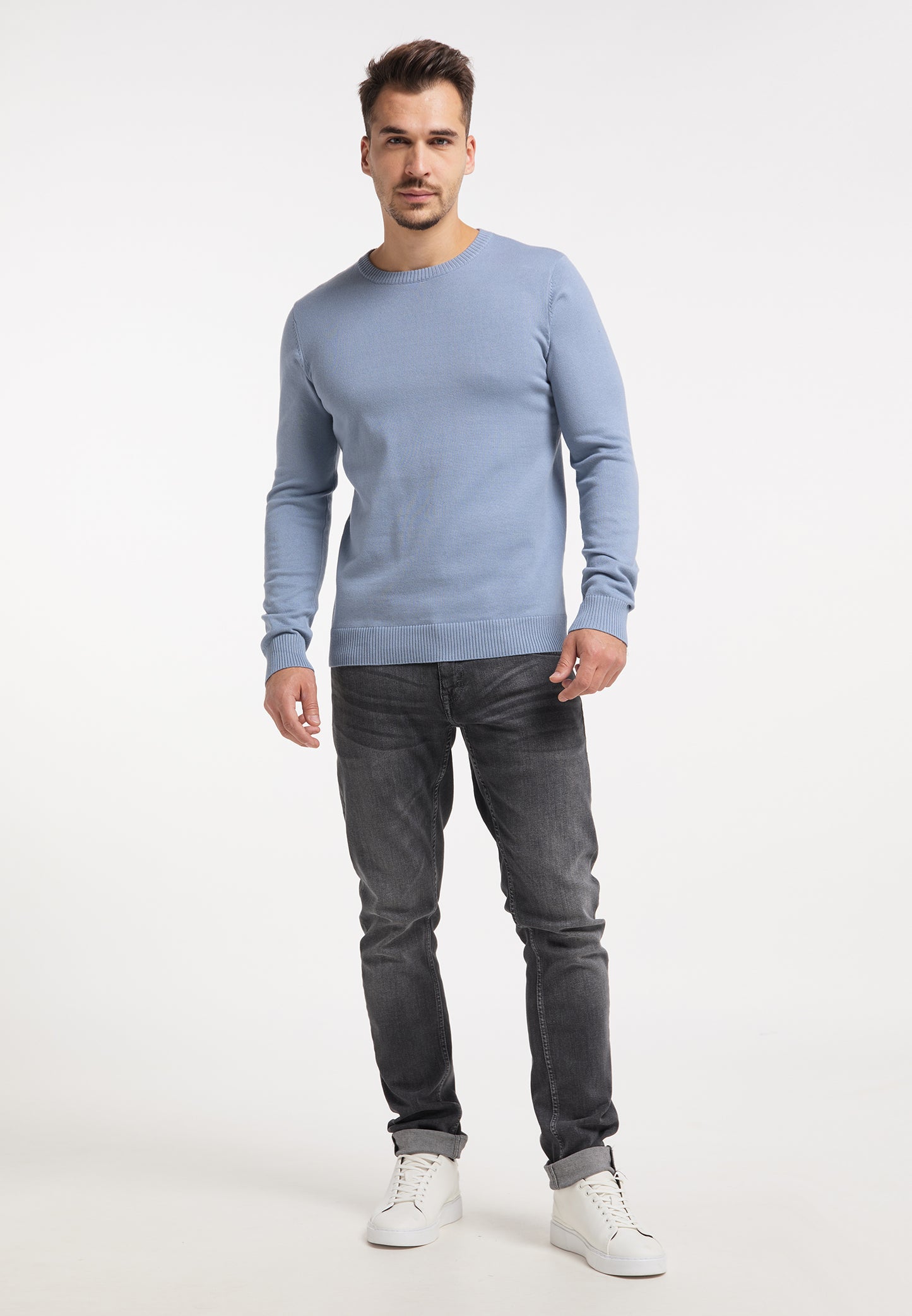 RAIDO men's knitted sweater
