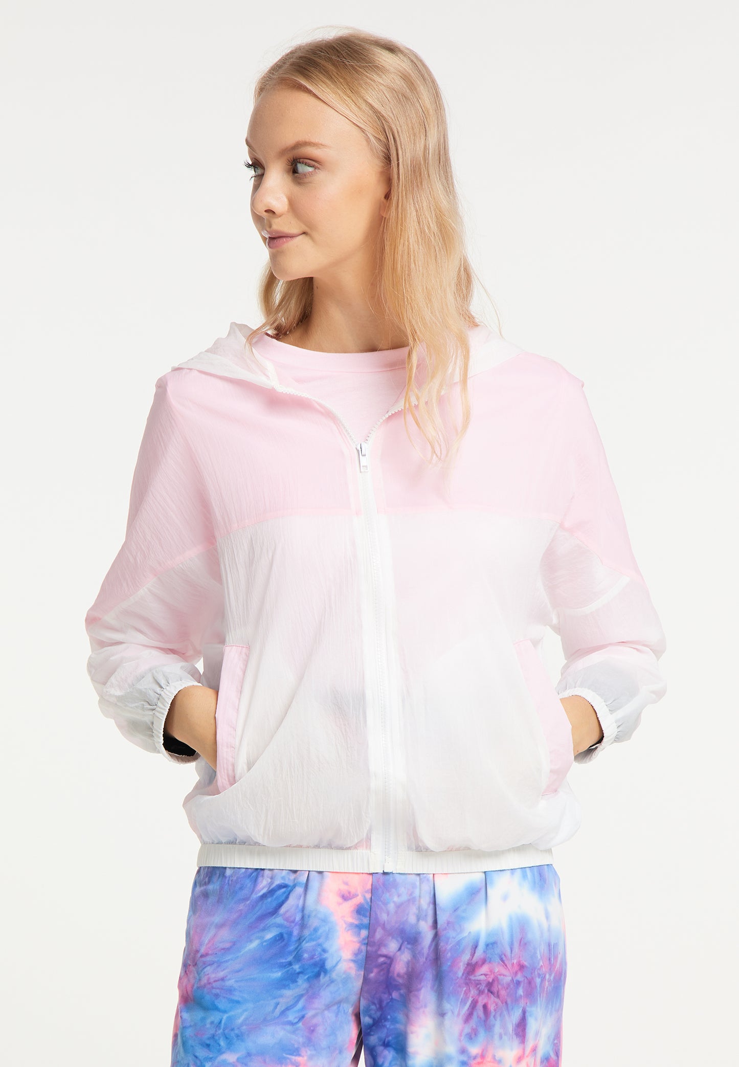 myMo ATHLSR women's windbreakers